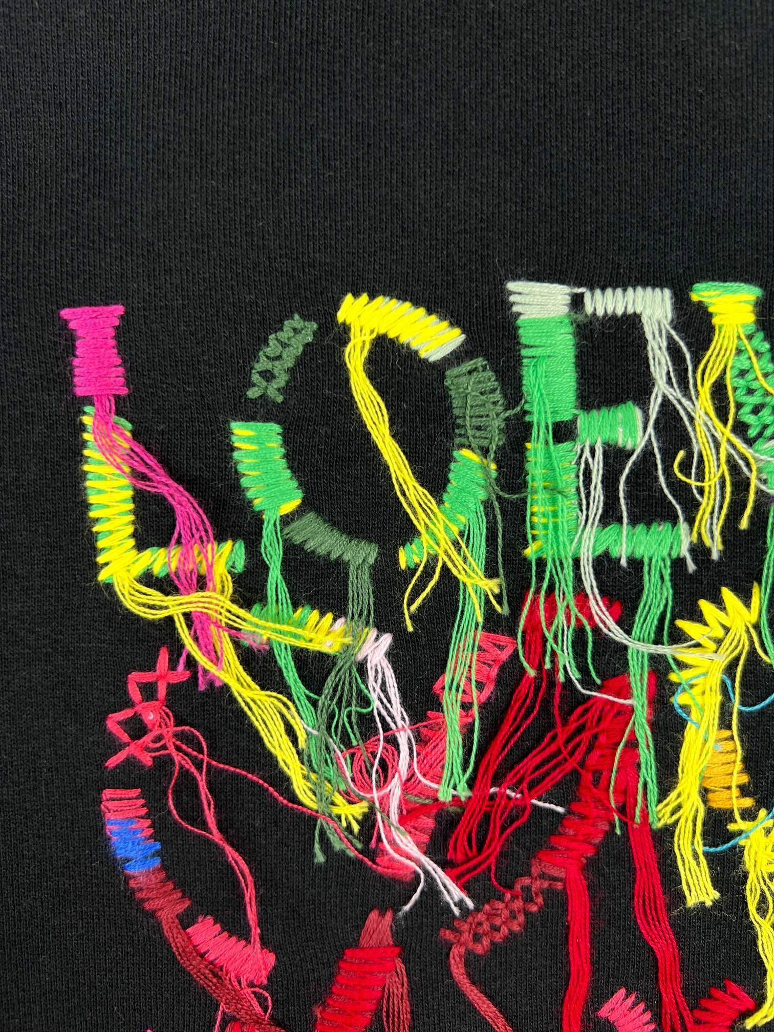 &Air-- 8o5w5 embroidery oversized item:D-F431J4716