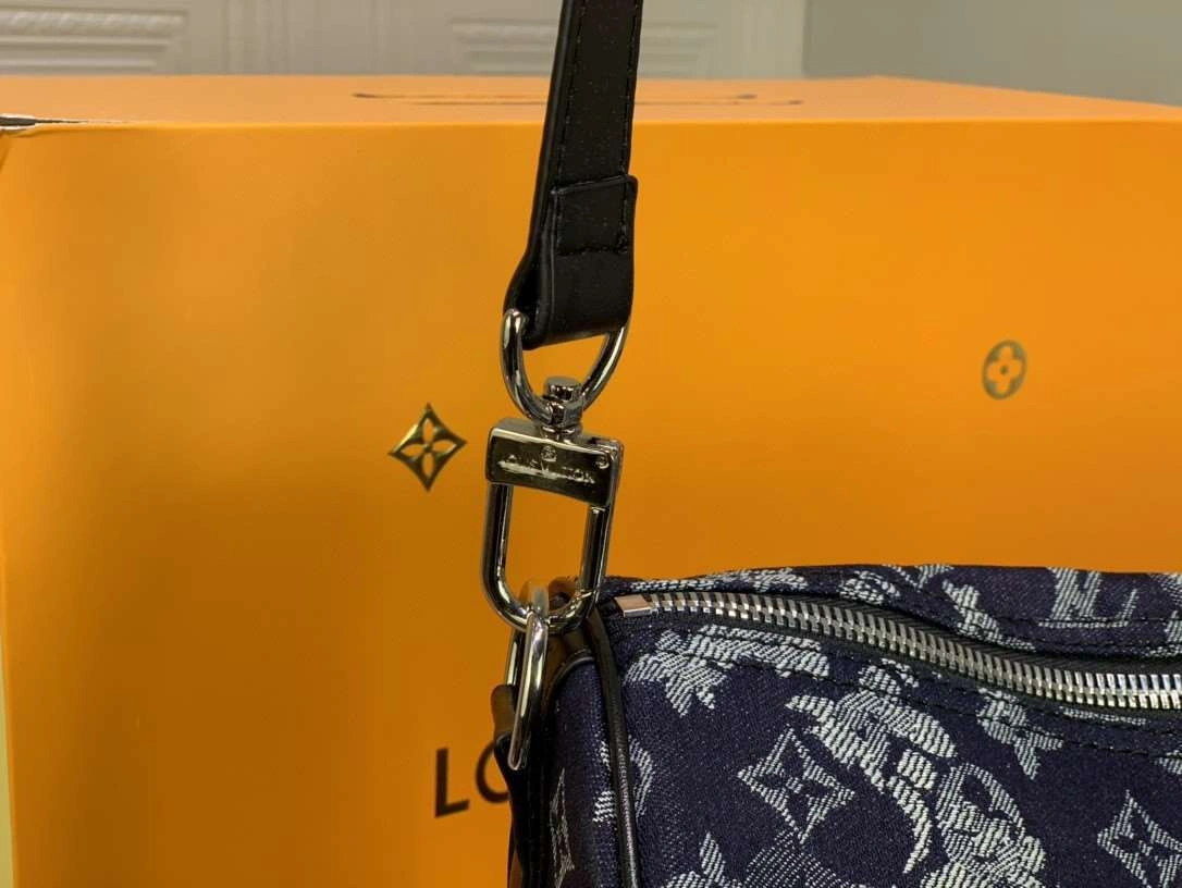 *Air-- M57285 item : A-B00G3106