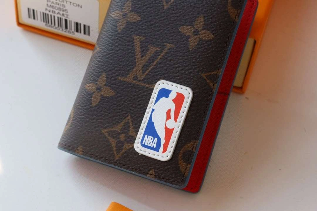 *Air-- M80104 cowhide item : A-B063G2922