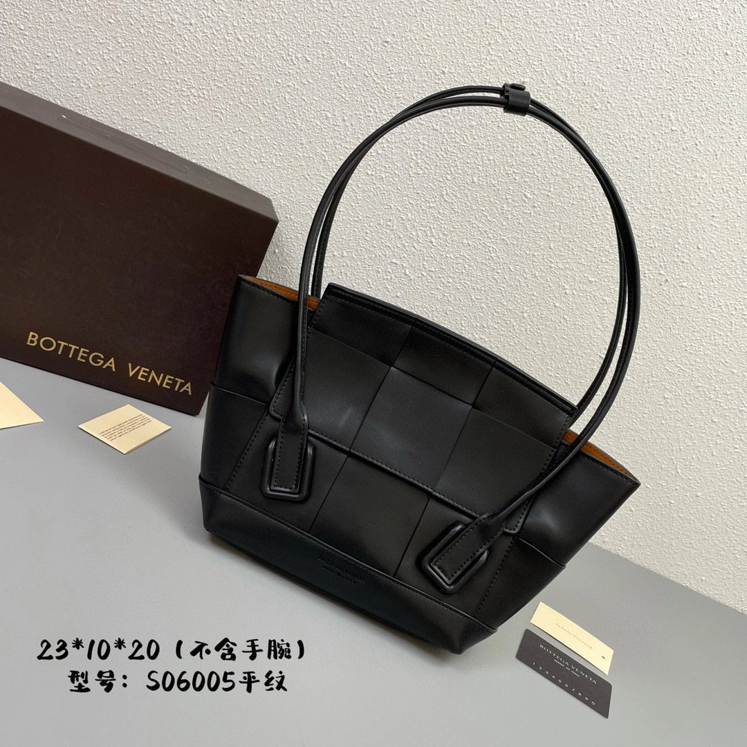 Air- 575943-VMAP1-1229 THE ARCO cowhide item：BT-B225J1805C