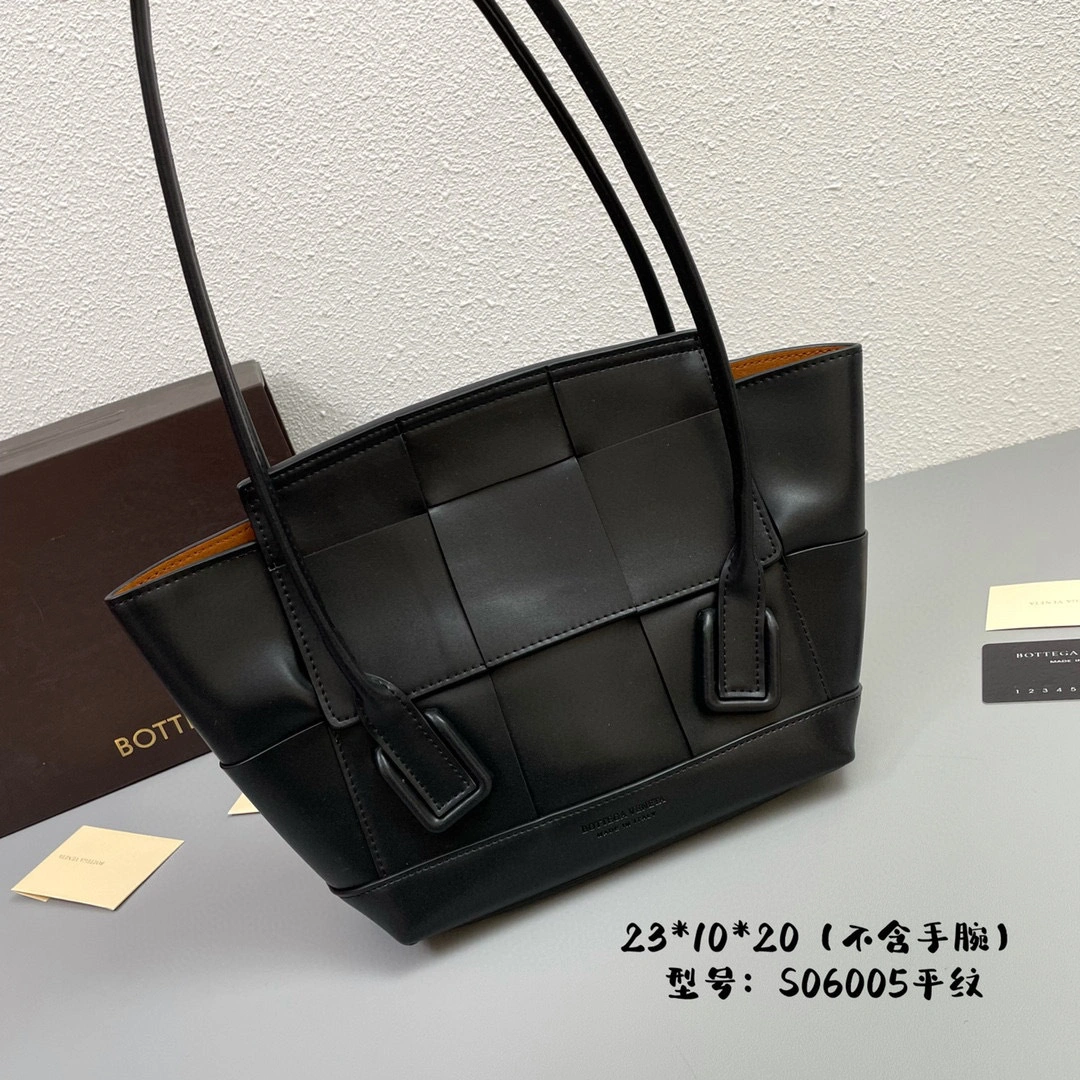 Air- 575943-VMAP1-1229 THE ARCO cowhide item：BT-B225J1805C