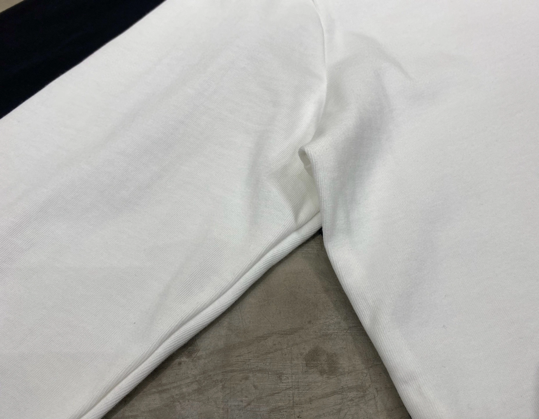 Air- 8o5w5 embroidery oversized item:E-F125H2203-2