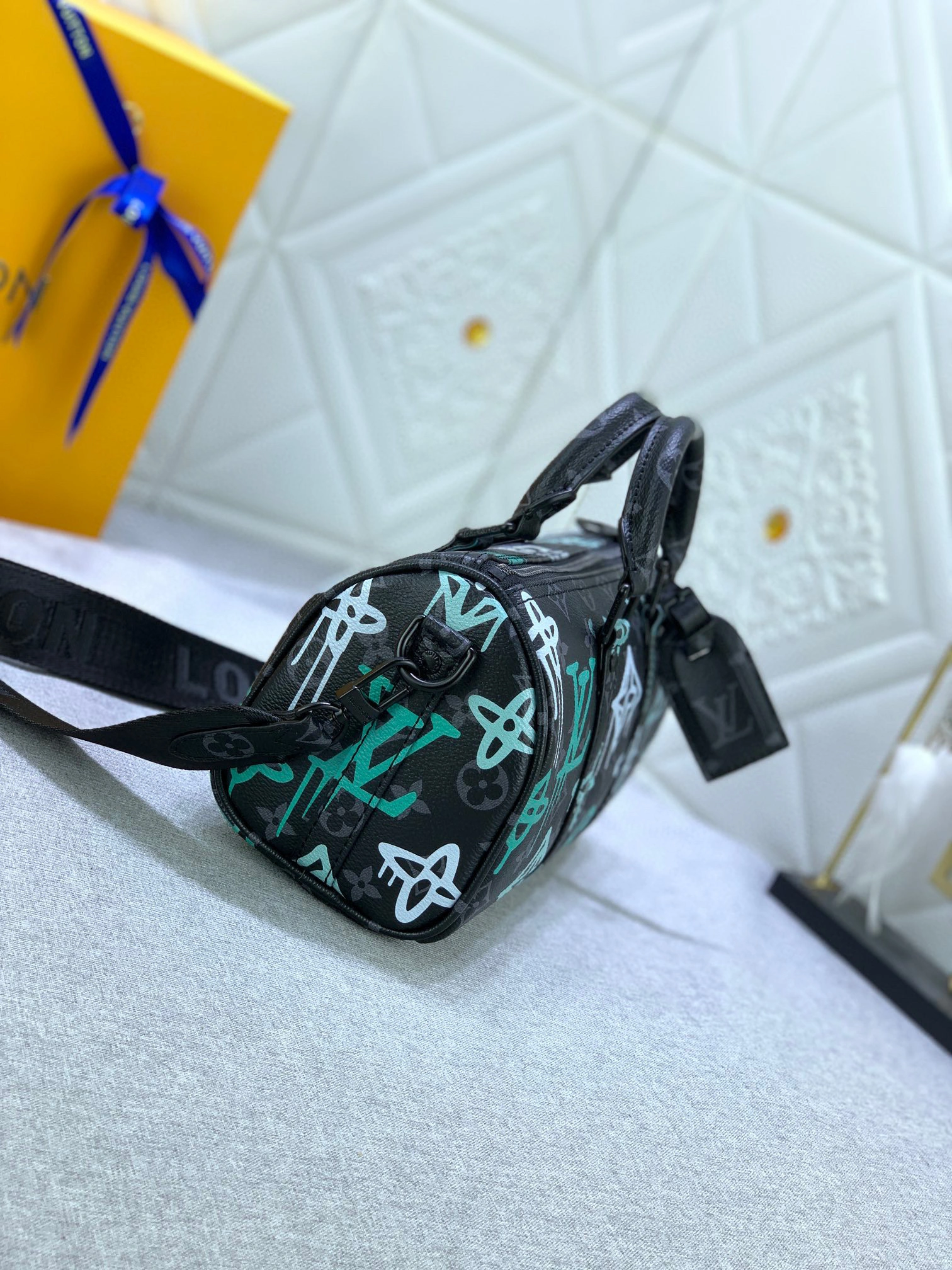 Air- M21399 Keepall Monogram Taurillon item：BT-B225L1601C