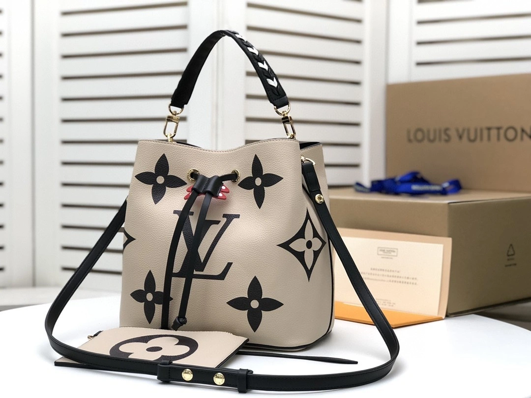 Air- M56889 item : A-B00H0325