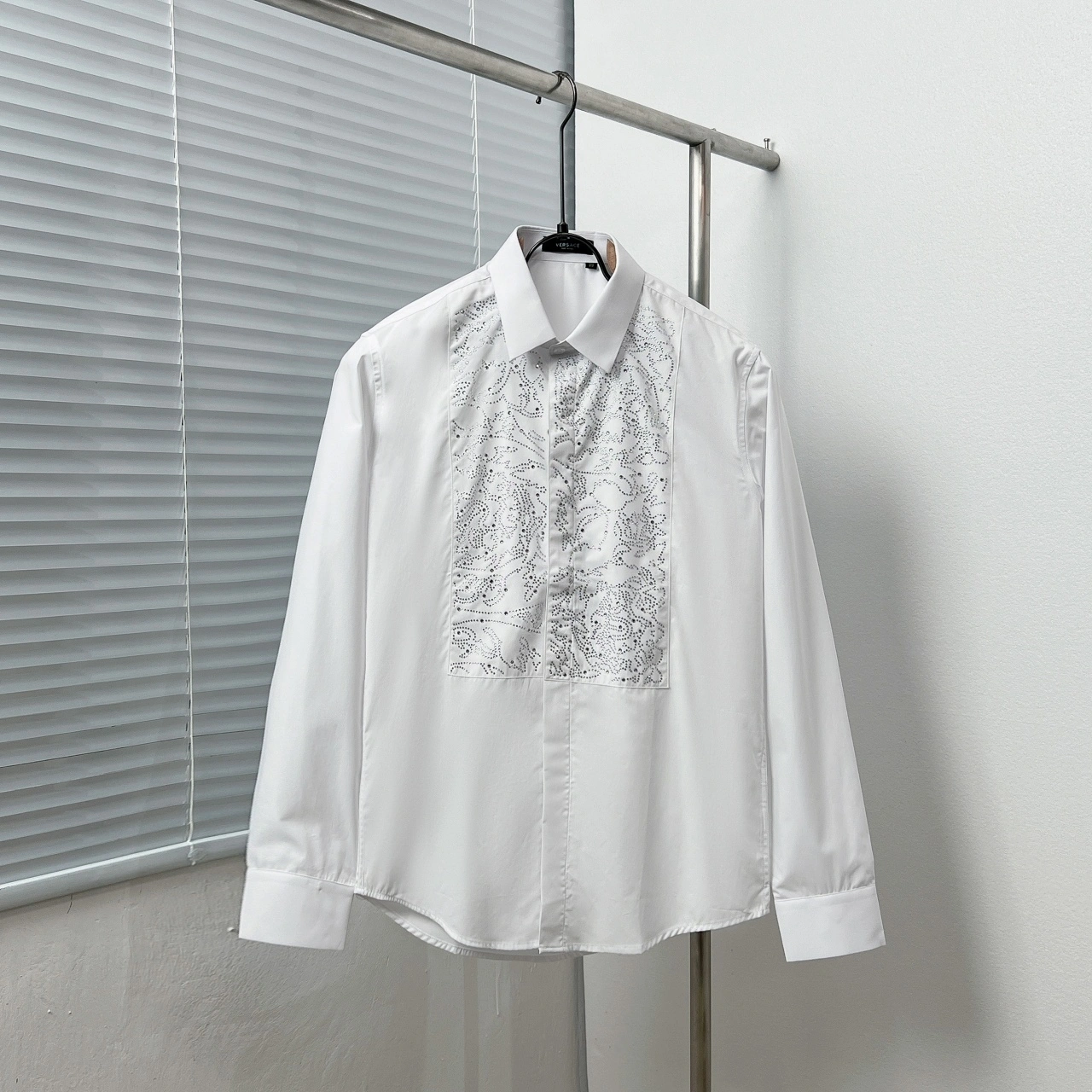 Air- V5rs135 item:E-F210C1011