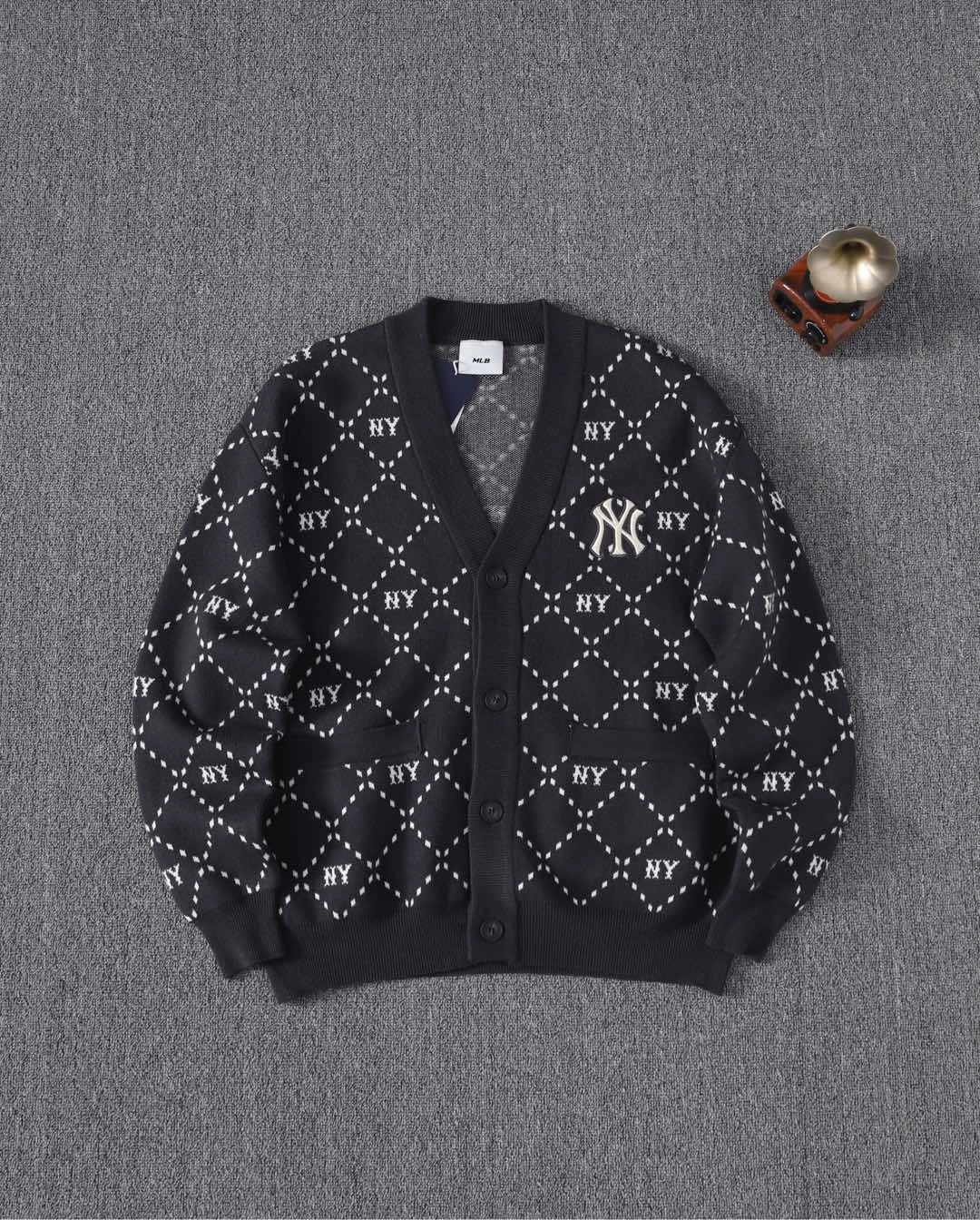 Air-Other brands embroidery oversize 4colour item:E-F110C1009-4