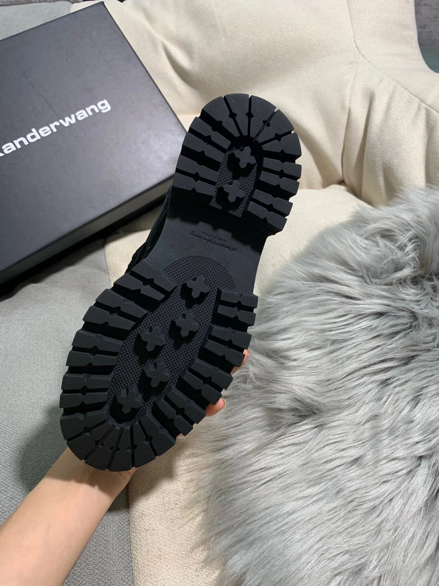 &Alexander Wang 30321F011001 2022 Carter Lug calfskin item：BT-X234F3006C