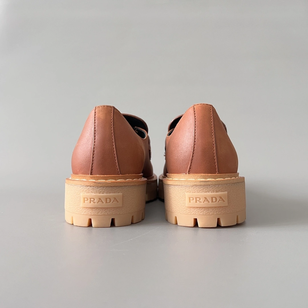 OOBB-- Pr141 2DE151_070_F0046_F_G000 1D801N_070_F0046_F_G045 cowhide item:E-X300H1371