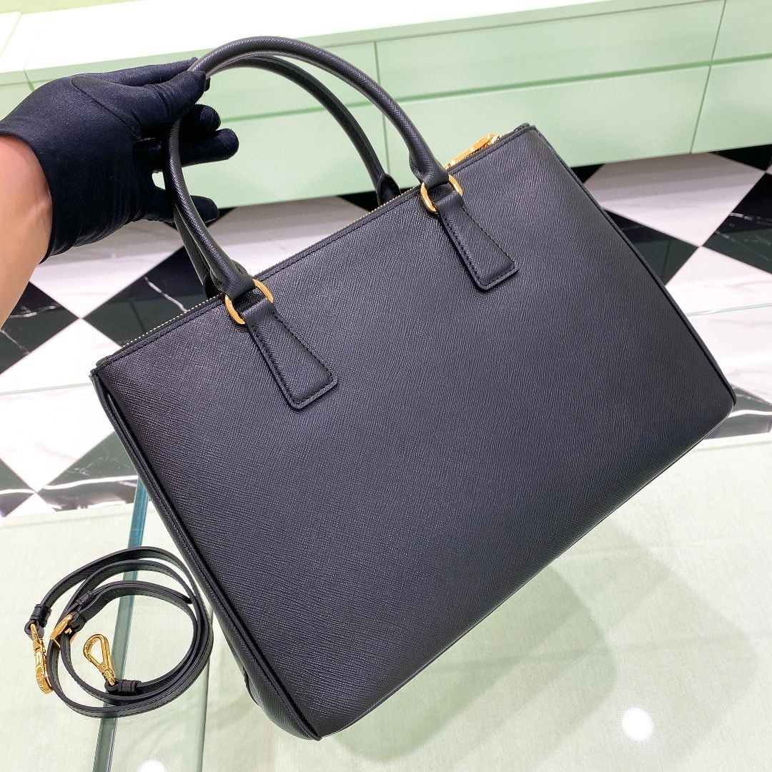 MOMO-1BA274_NZV_F0002_V_EOO 1BA274-NZV-F0002-V-DOO GalleriaSaffiano item : B-B598E1520W