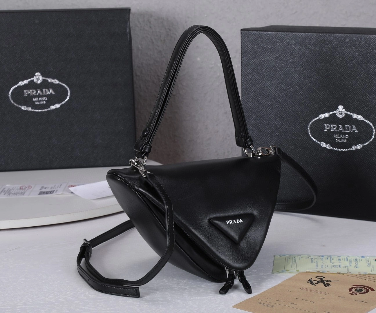 BA3152DX8-F0002 Calfskin item : BT-B225D0712W