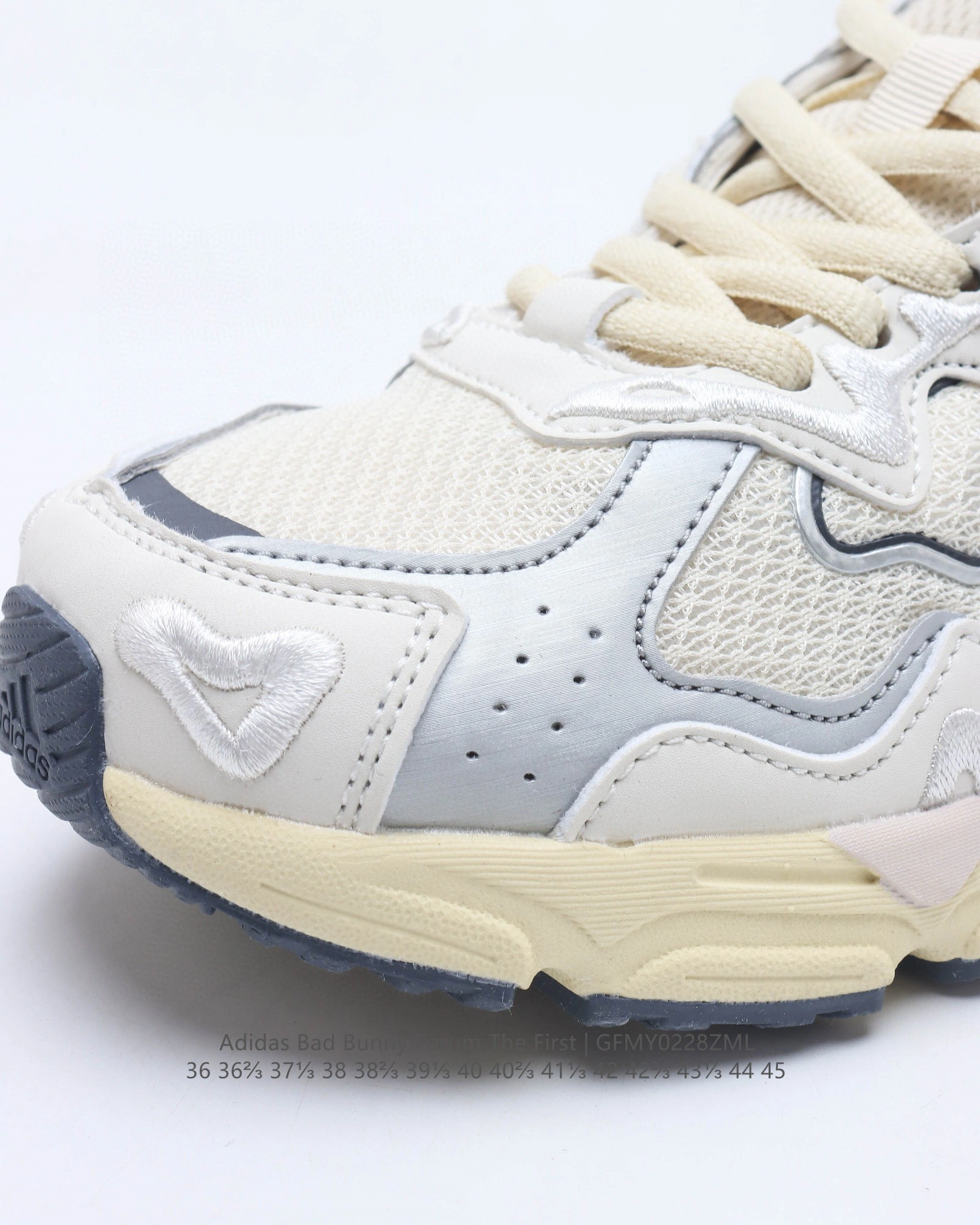 BAD BUNNY FORUM GY0102 item : BT-X022C0436O