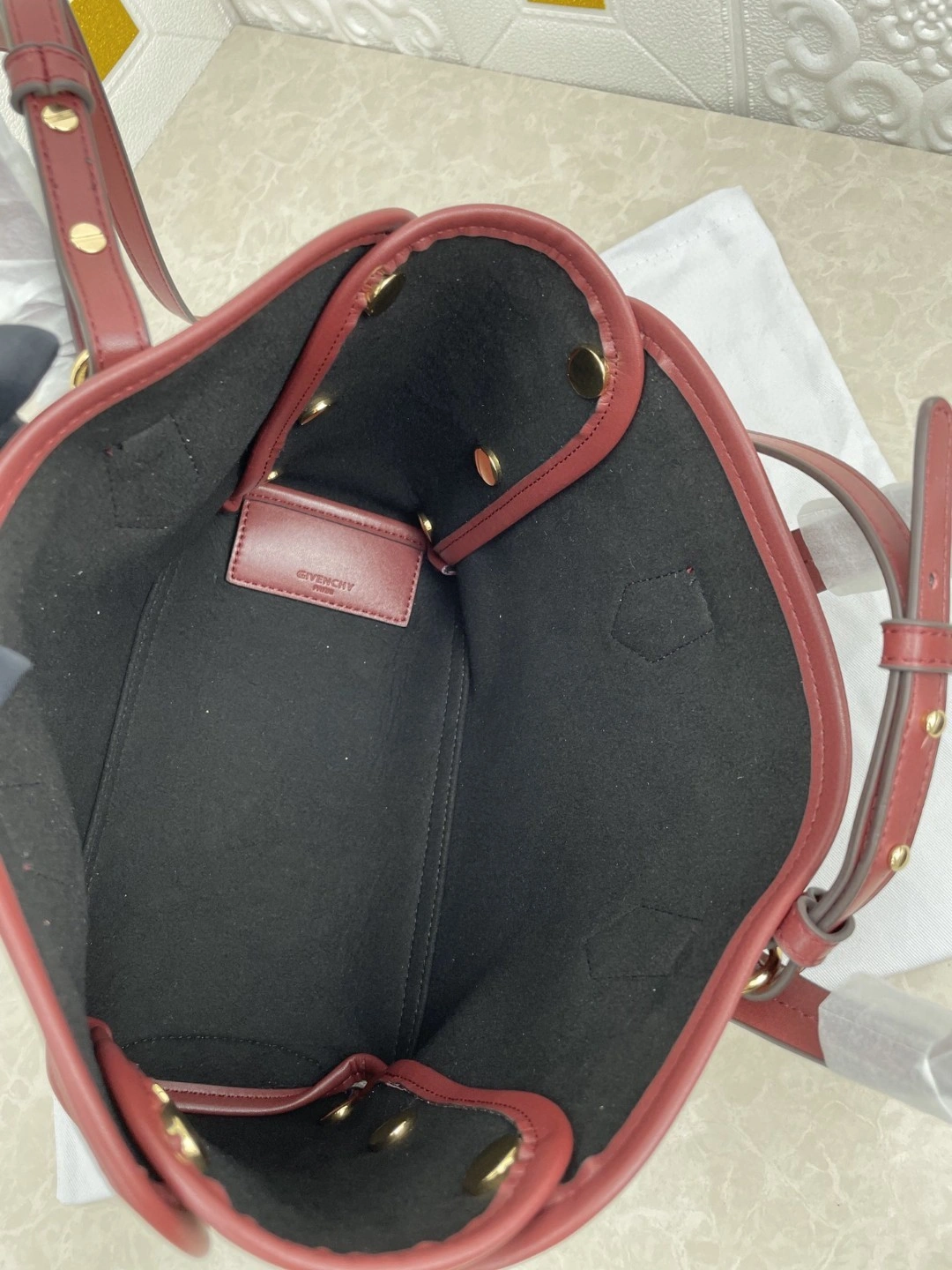 BB50E Calfskin BOND item : BT-B225D0635W