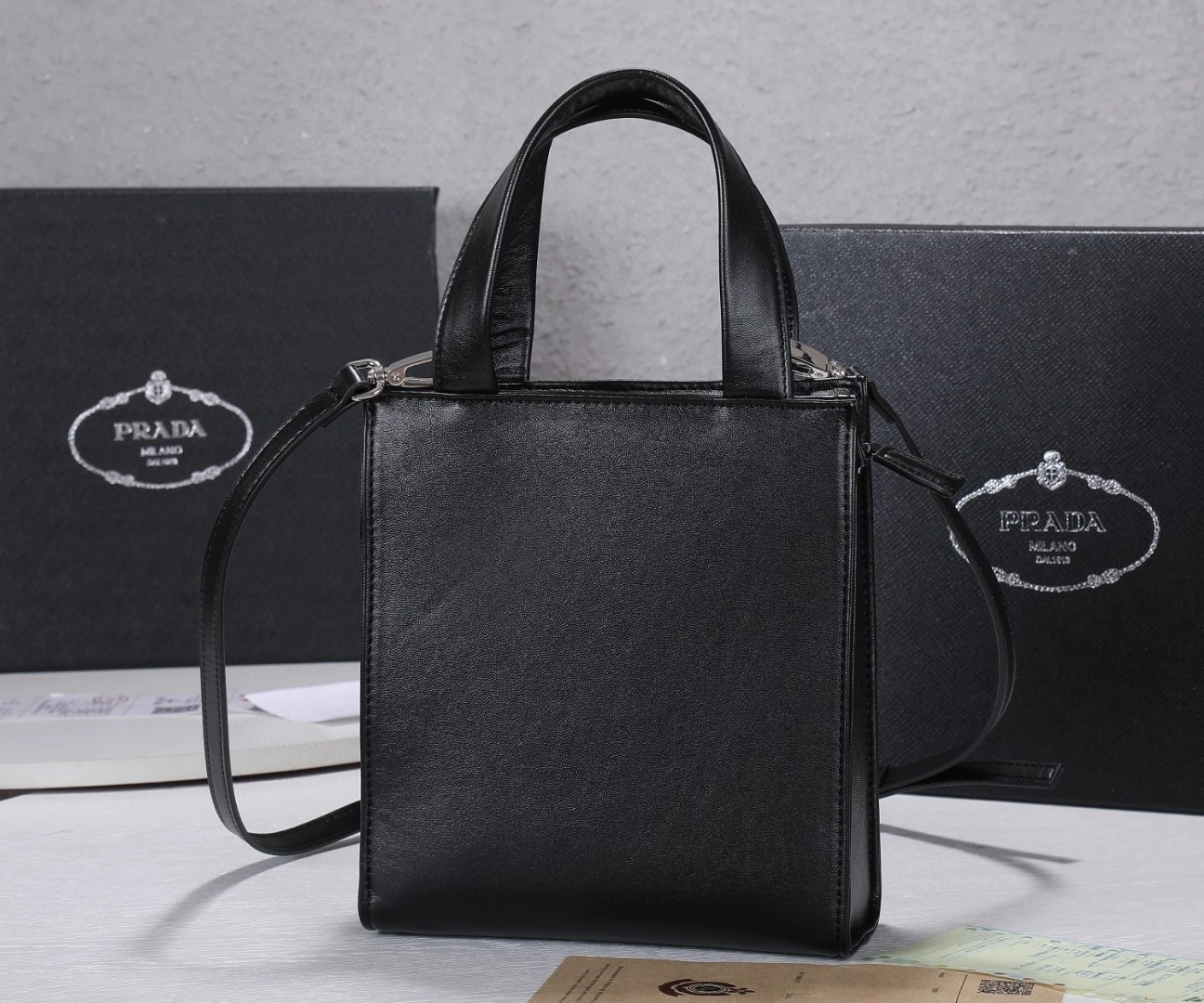 BG418-2DX8-F0002-V-MTO Lambskin item : BT-B225D0711W