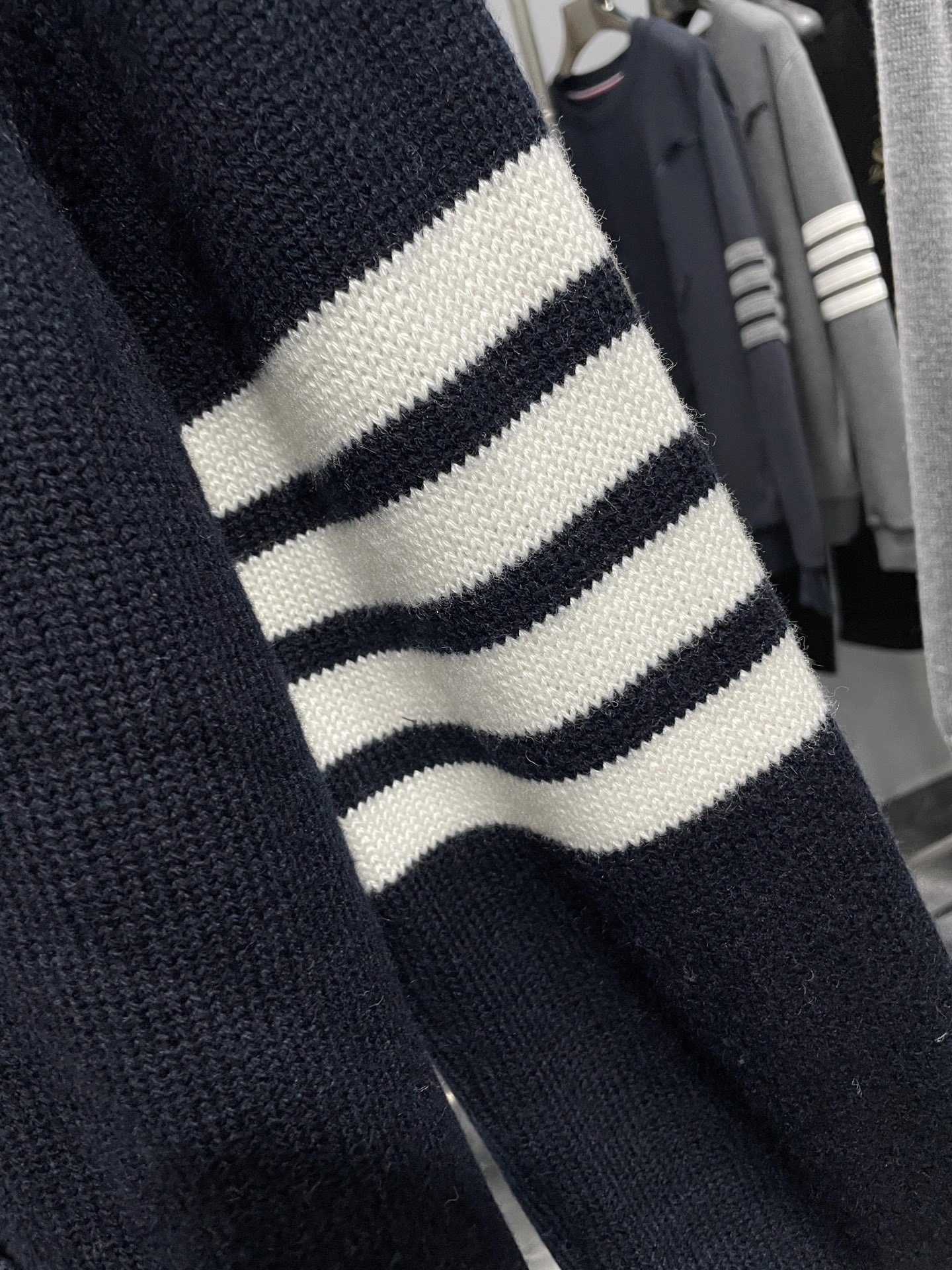 Bald Eagle-- 2row95 Extrafine Merino Wool oversized 3colour item:E-F360K1960-3