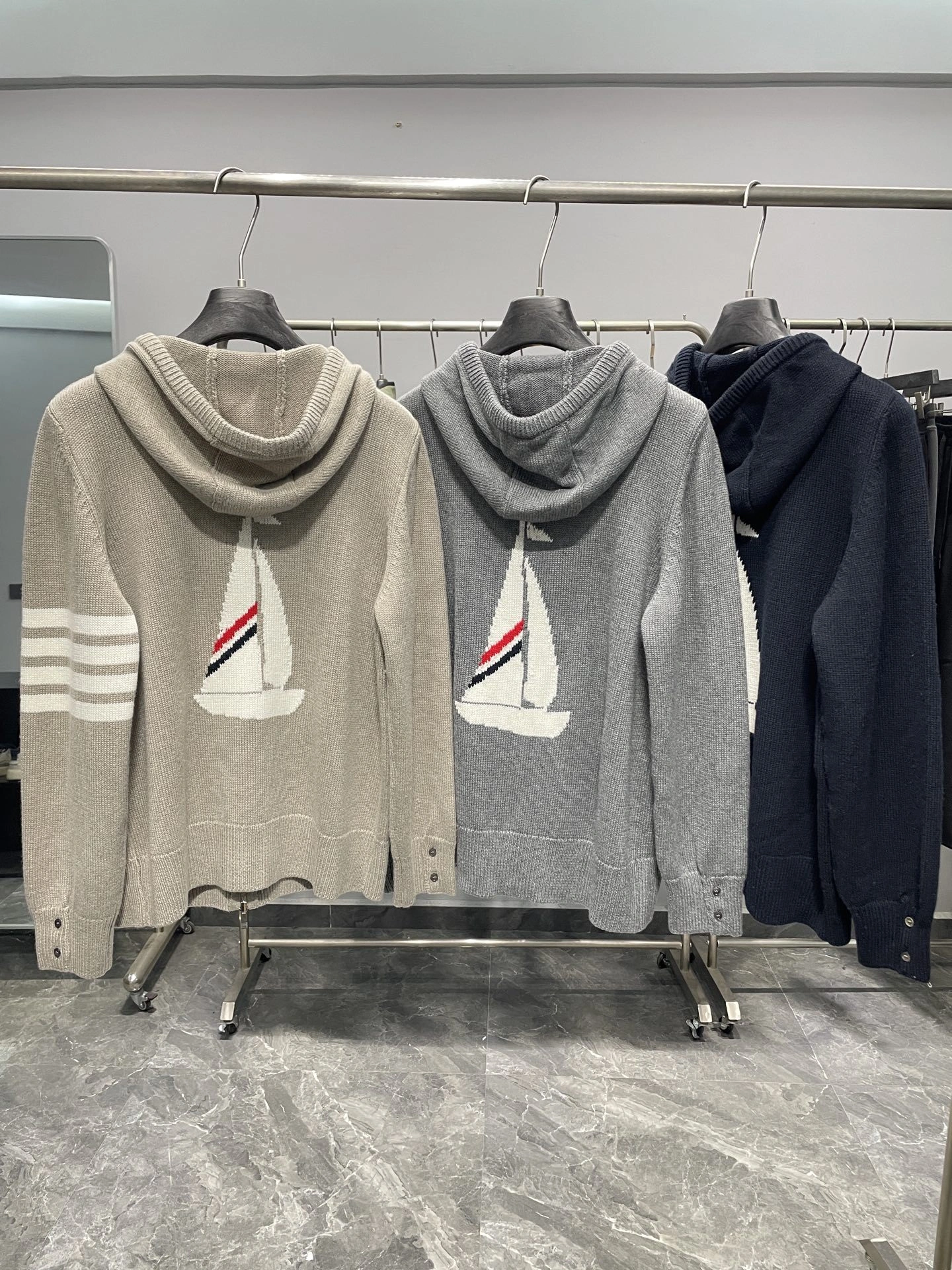 Bald Eagle-- 2row95 Extrafine Merino Wool oversized 3colour item:E-F360K1960-3