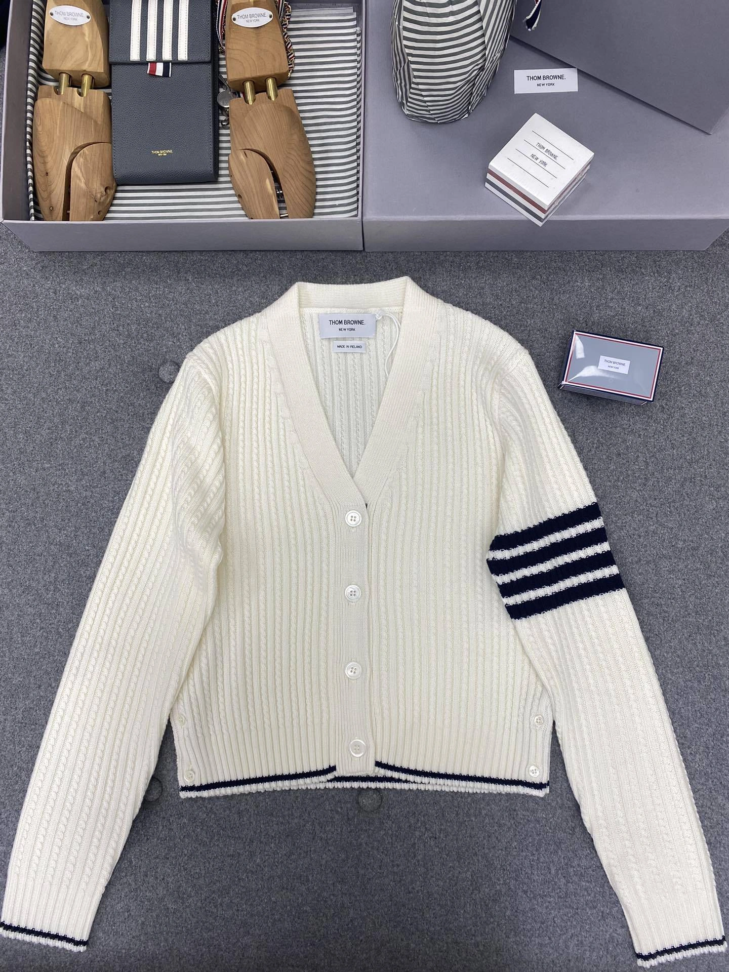 Bald Eagle-- 2row95 wool high quality version item:D-F801J1006