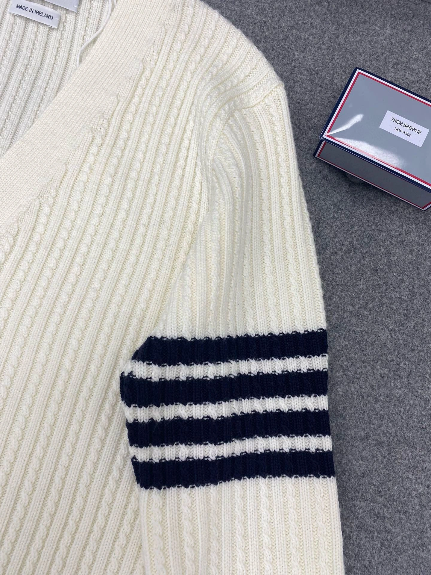 Bald Eagle-- 2row95 wool high quality version item:D-F801J1006