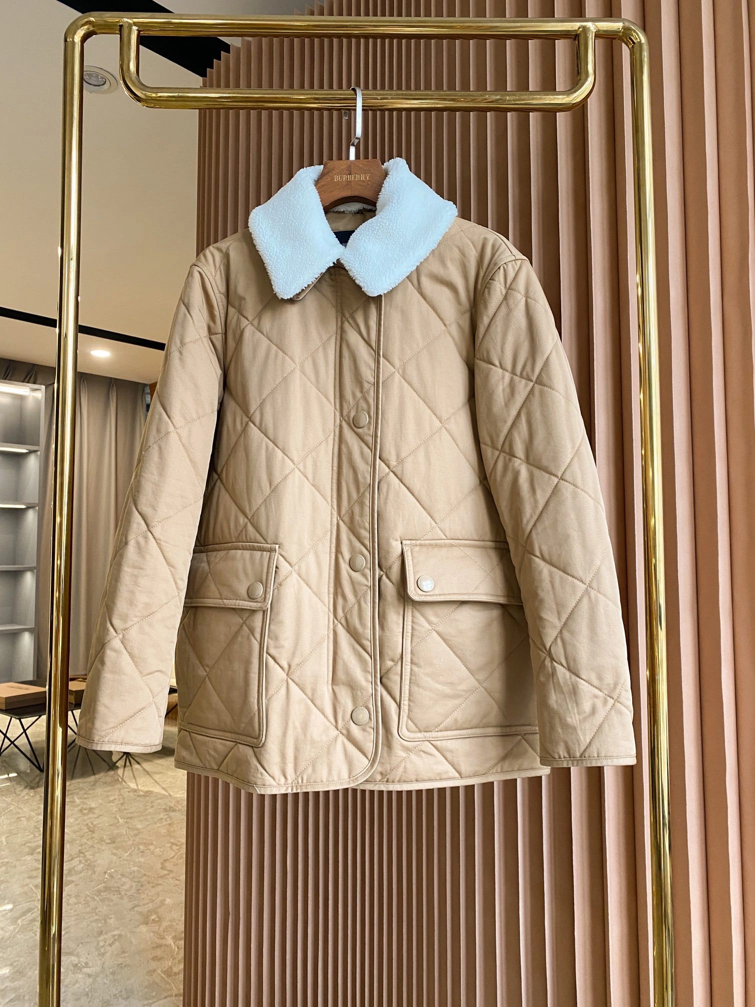 Bald Eagle-- 2ur25rry high quality version 2colour item: E-F020J1207-2H