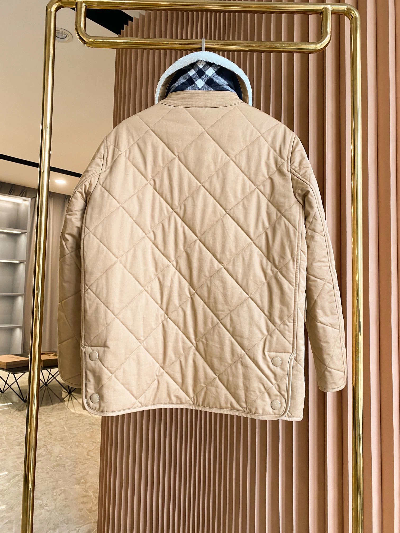 Bald Eagle-- 2ur25rry high quality version 2colour item: E-F020J1207-2H