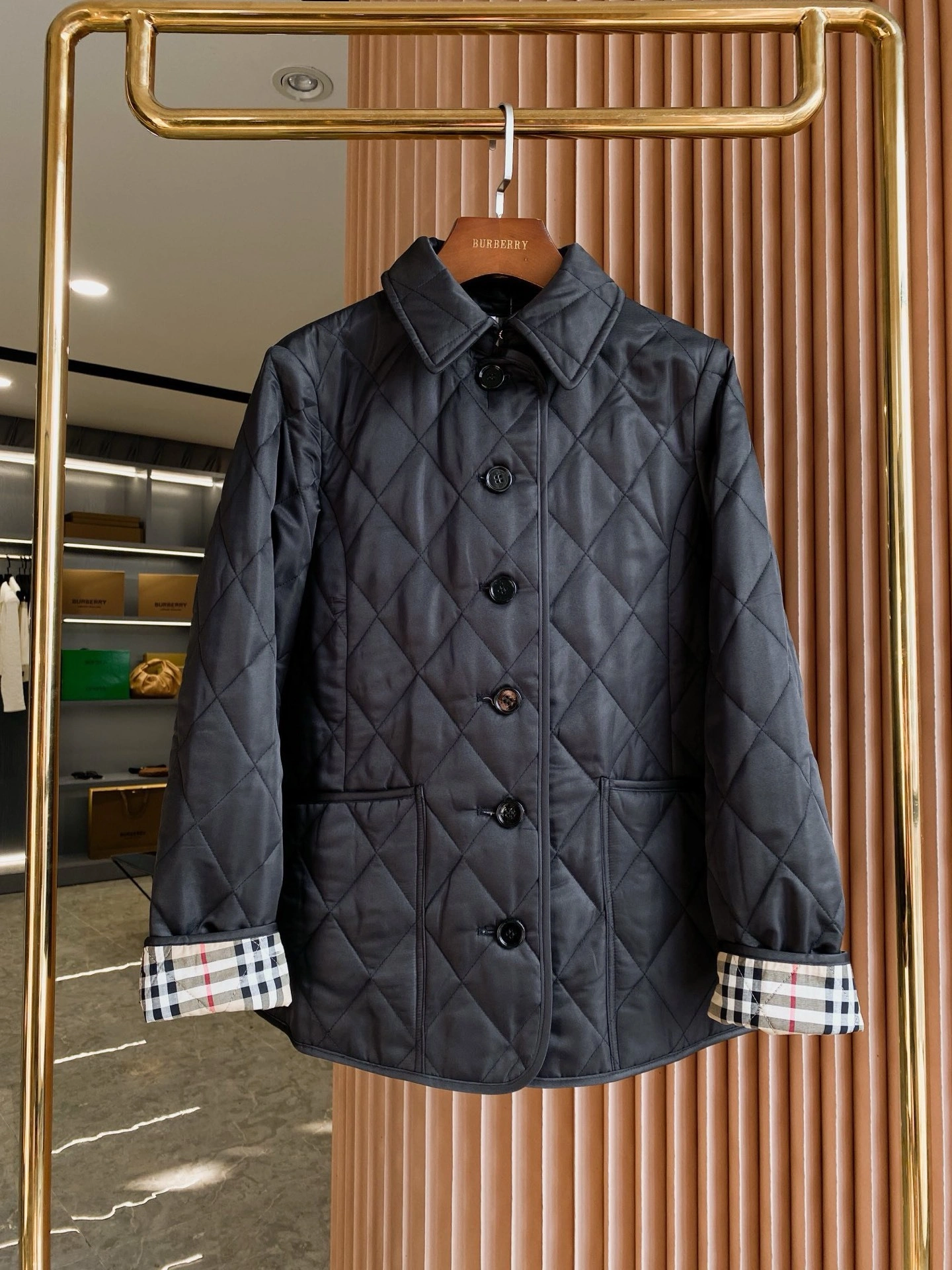 Bald Eagle-- 2ur25rry high quality version 3colour item: E-F020J1208-3H
