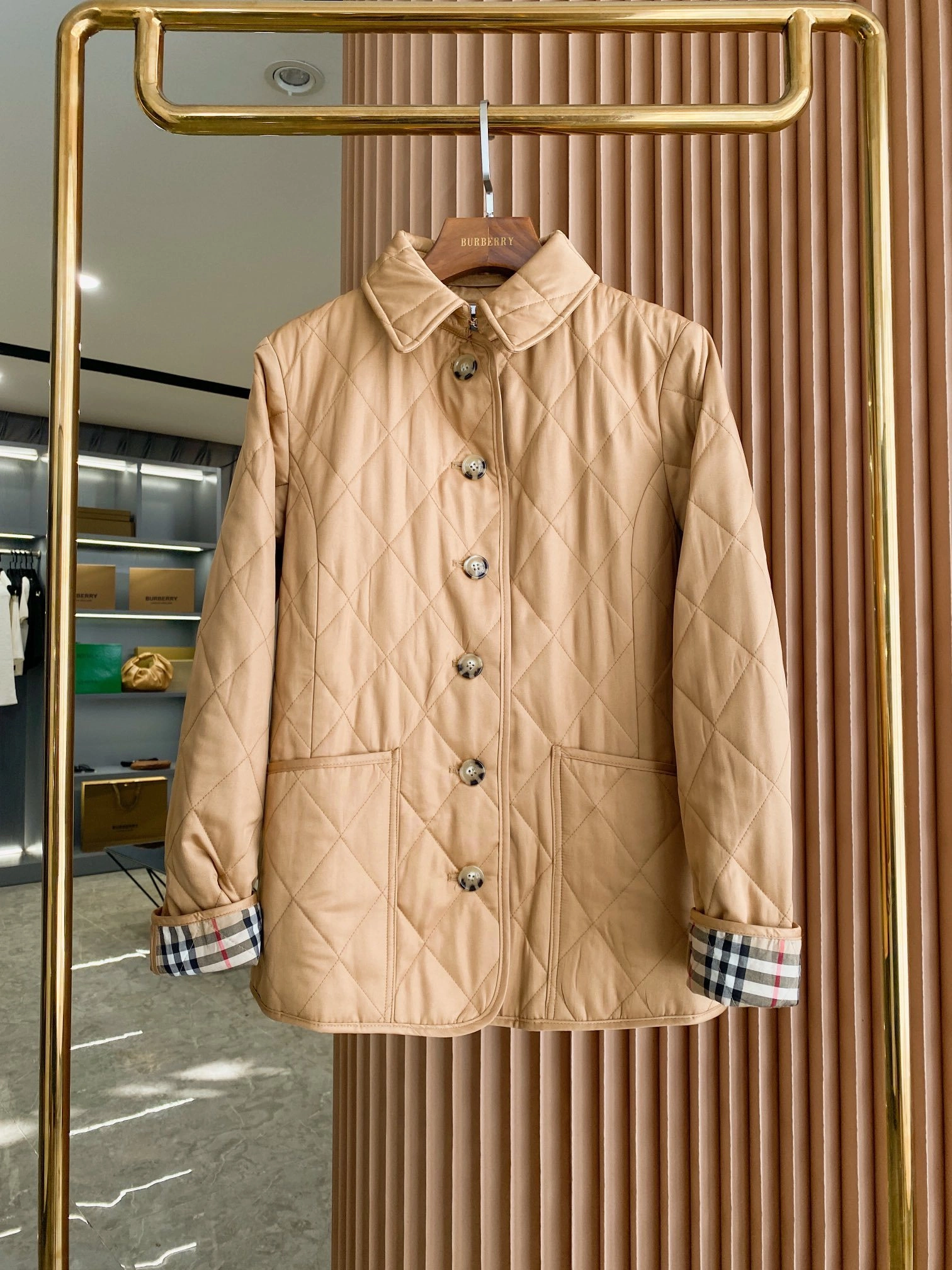 Bald Eagle-- 2ur25rry high quality version 3colour item: E-F020J1208-3H