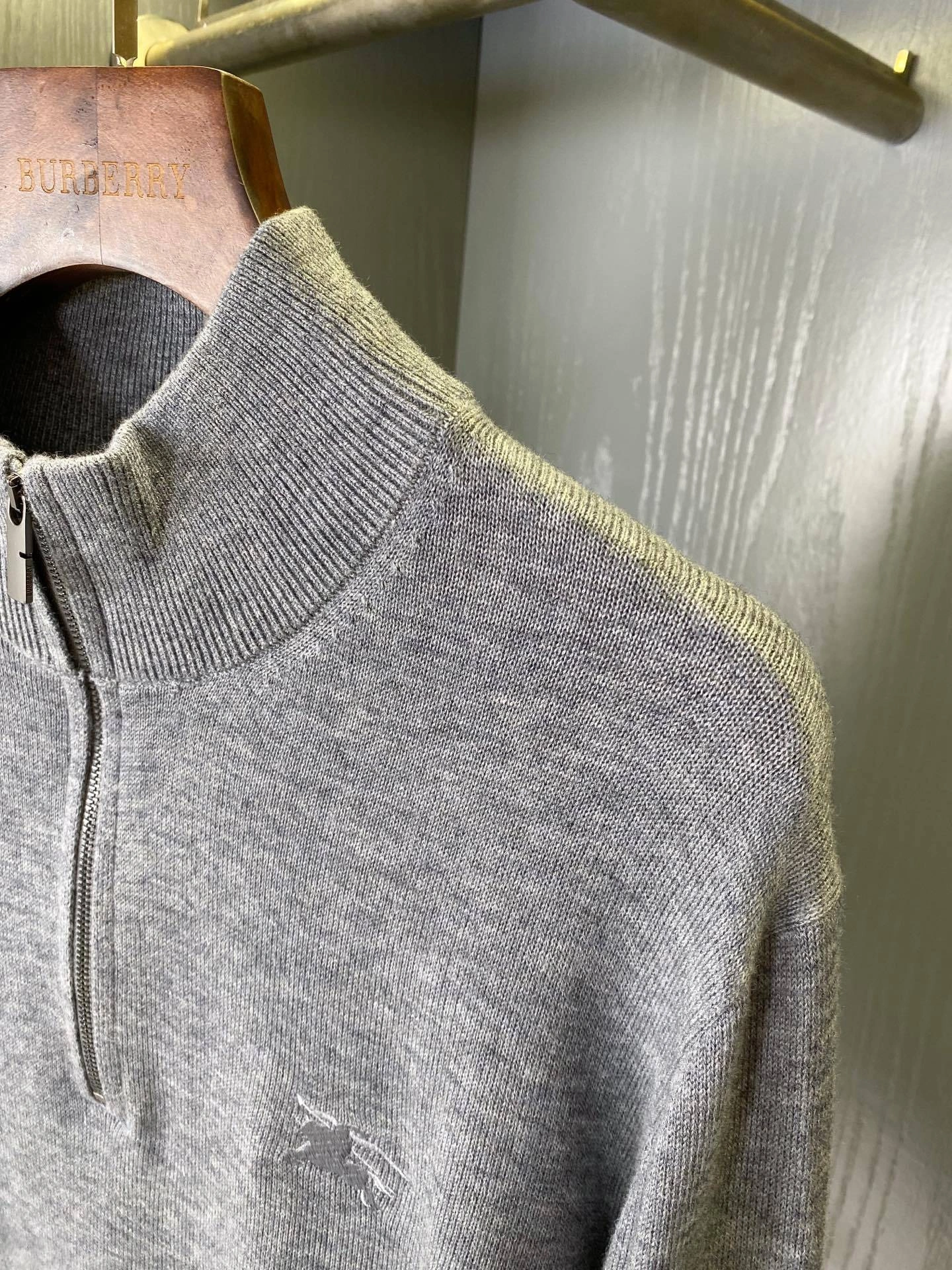Bald Eagle-- 2ur25rry high quality version wool 3colour item: E-F020J1610-3H