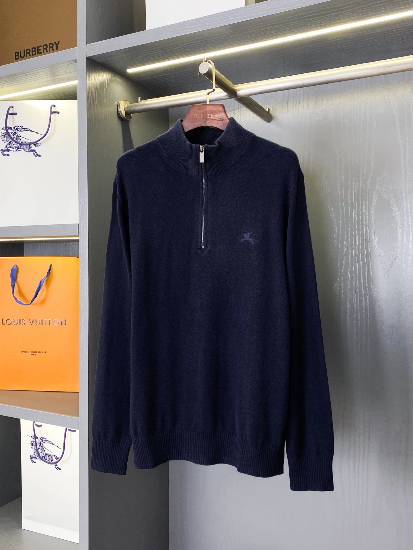 Bald Eagle-- 2ur25rry high quality version wool 3colour item: E-F020J1610-3H
