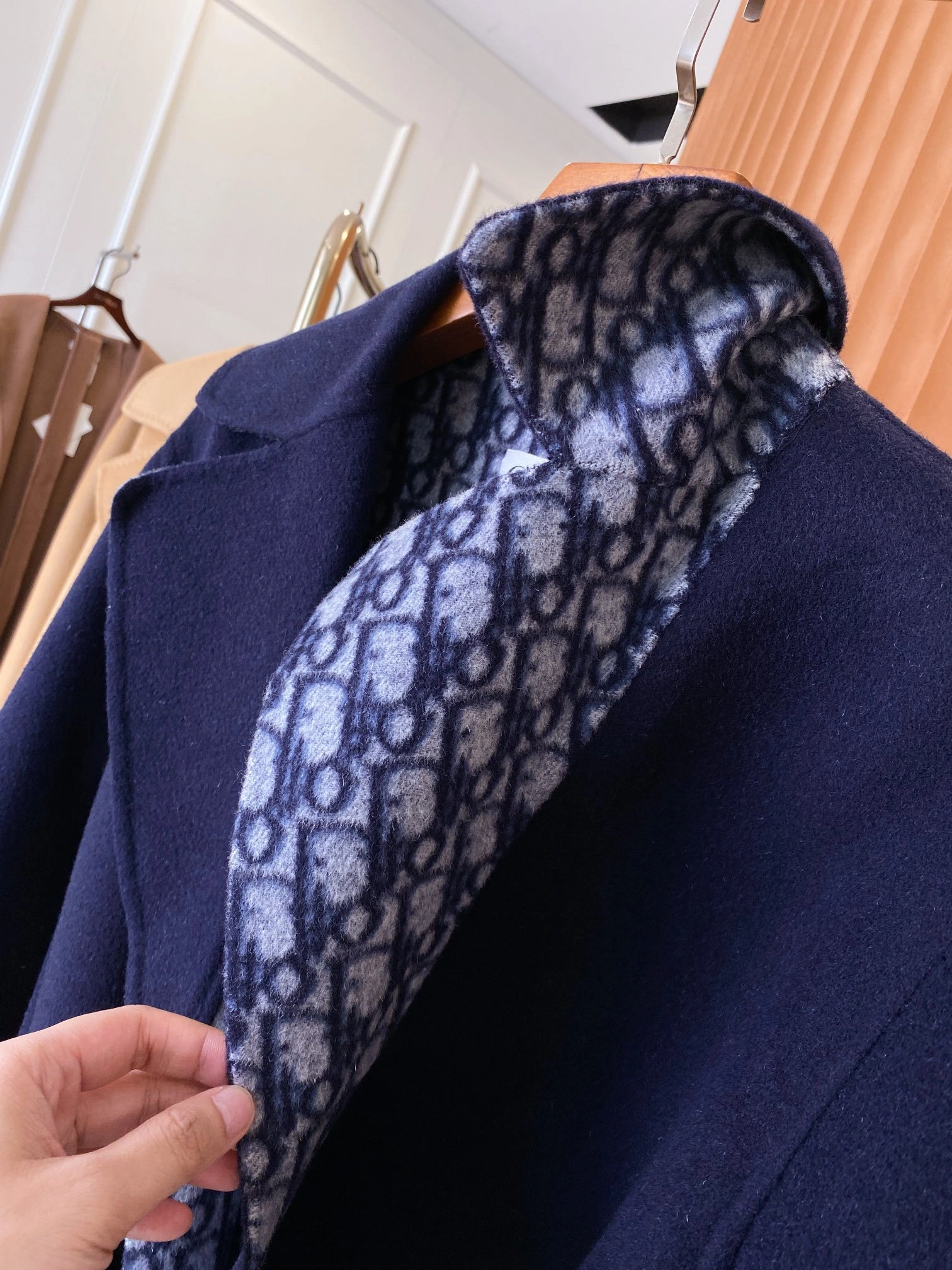 Bald Eagle-- 4ior cashmere high quality version 2colour item:D-F020J2803-2