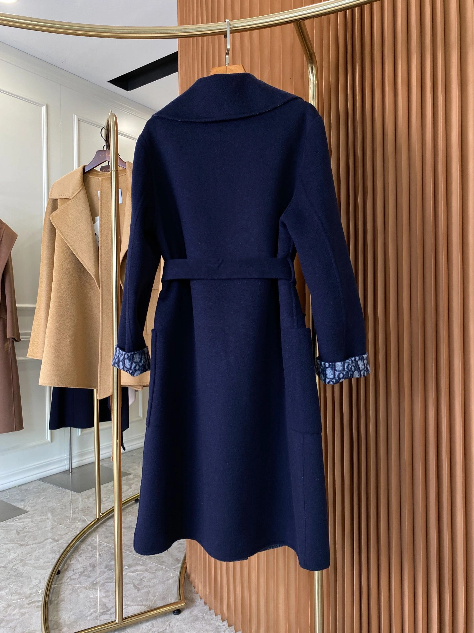 Bald Eagle-- 4ior cashmere high quality version 2colour item:D-F020J2803-2
