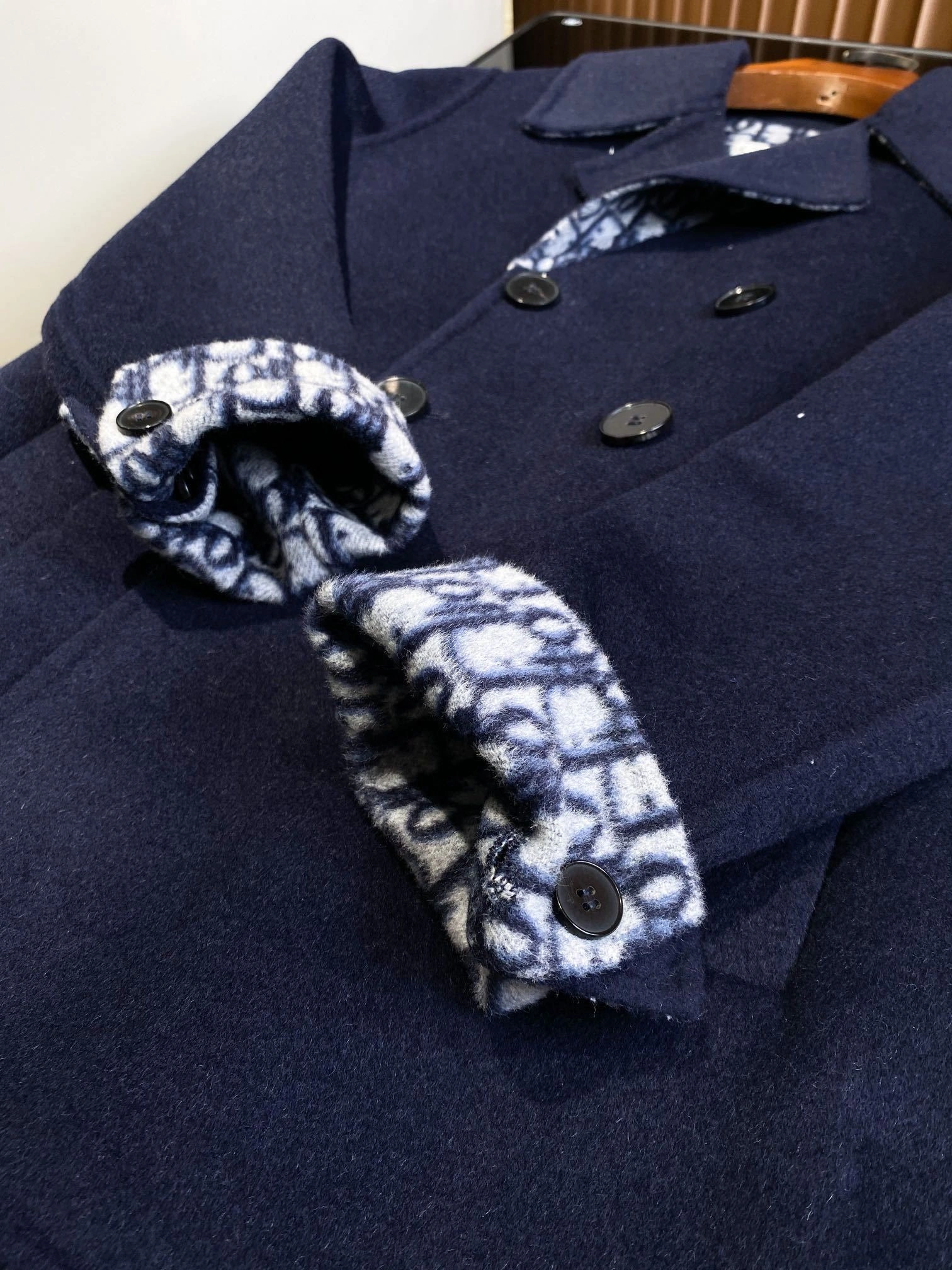 Bald Eagle-- 4ior cashmere high quality version item:D-F020J2802