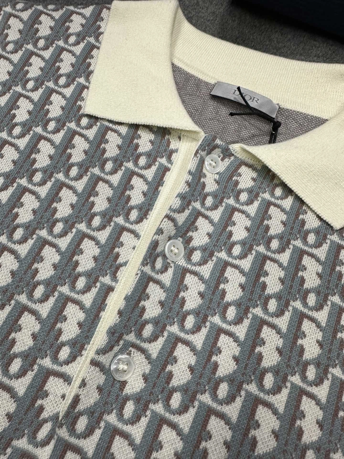 Bald Eagle-- 4ior polo item: D-F801D1146