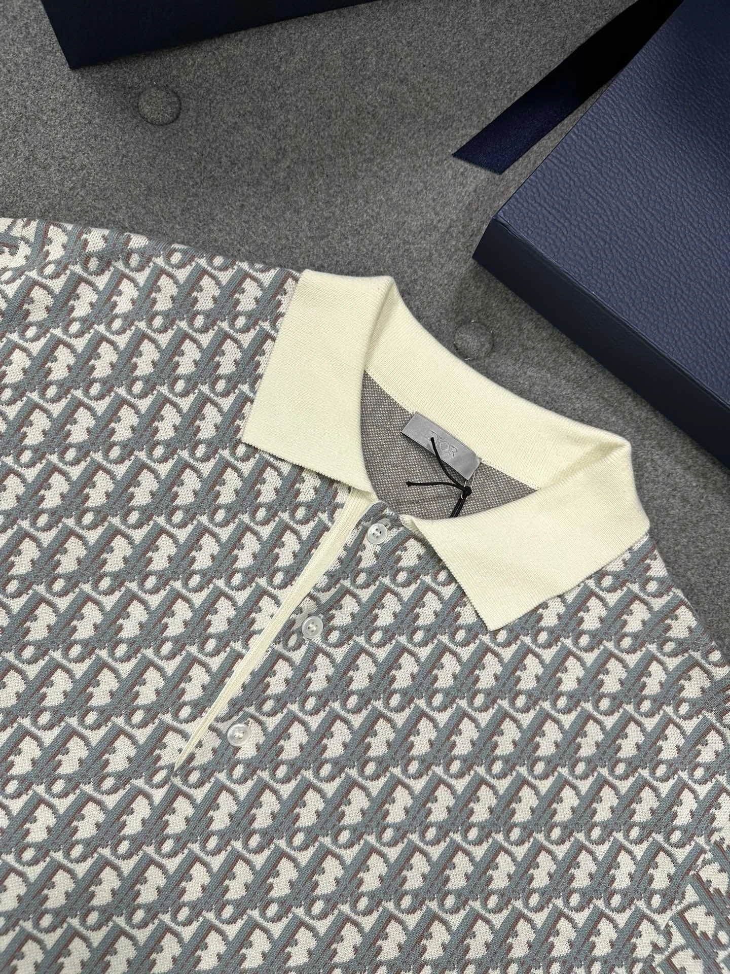 Bald Eagle-- 4ior polo item: D-F801D1146