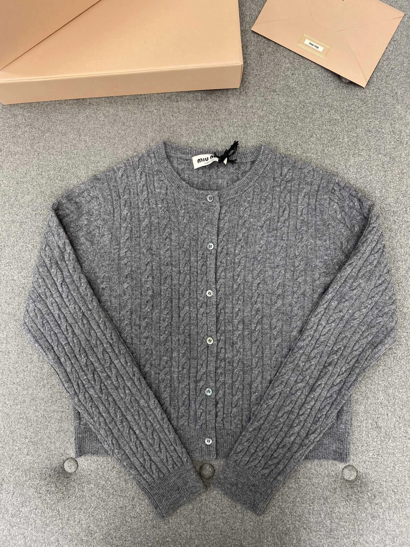 Bald Eagle-- 7iu7iu cashmere high quality version item:D-F801L0902