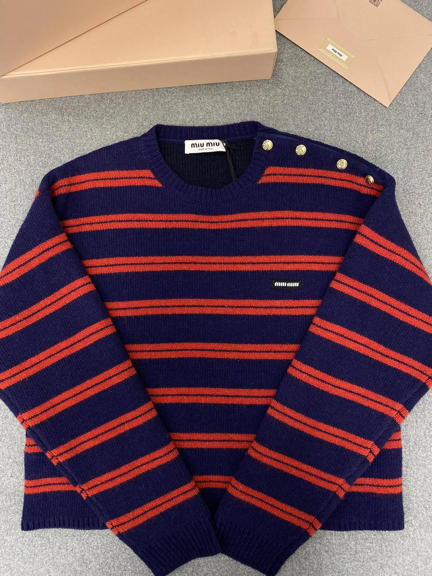 Bald Eagle-- 7iu7iu high quality version cashmere item: E-F801I2973H