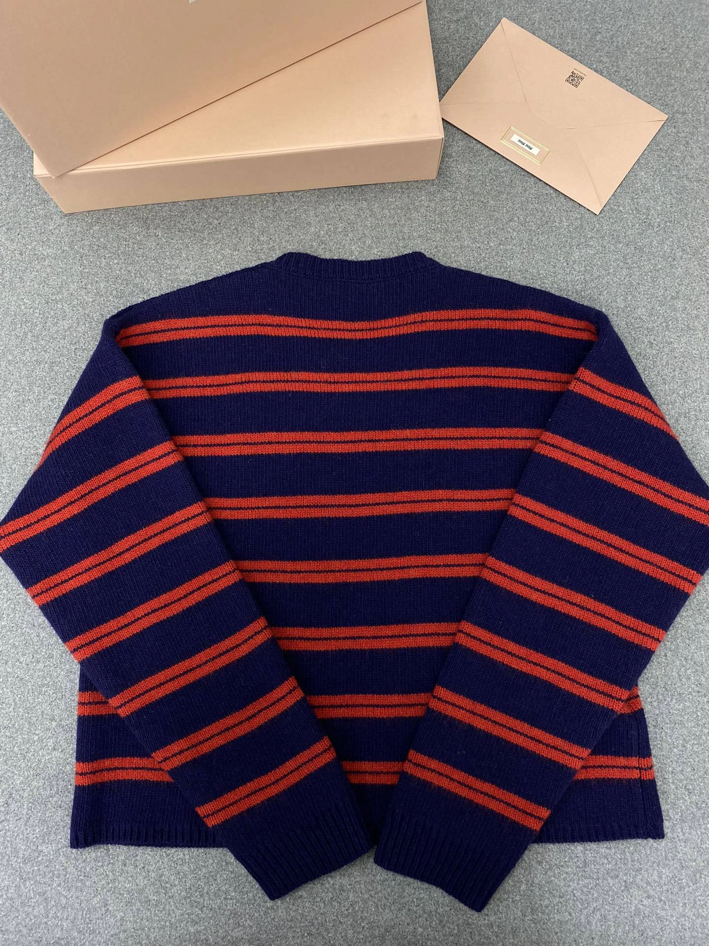 Bald Eagle-- 7iu7iu high quality version cashmere item: E-F801I2973H