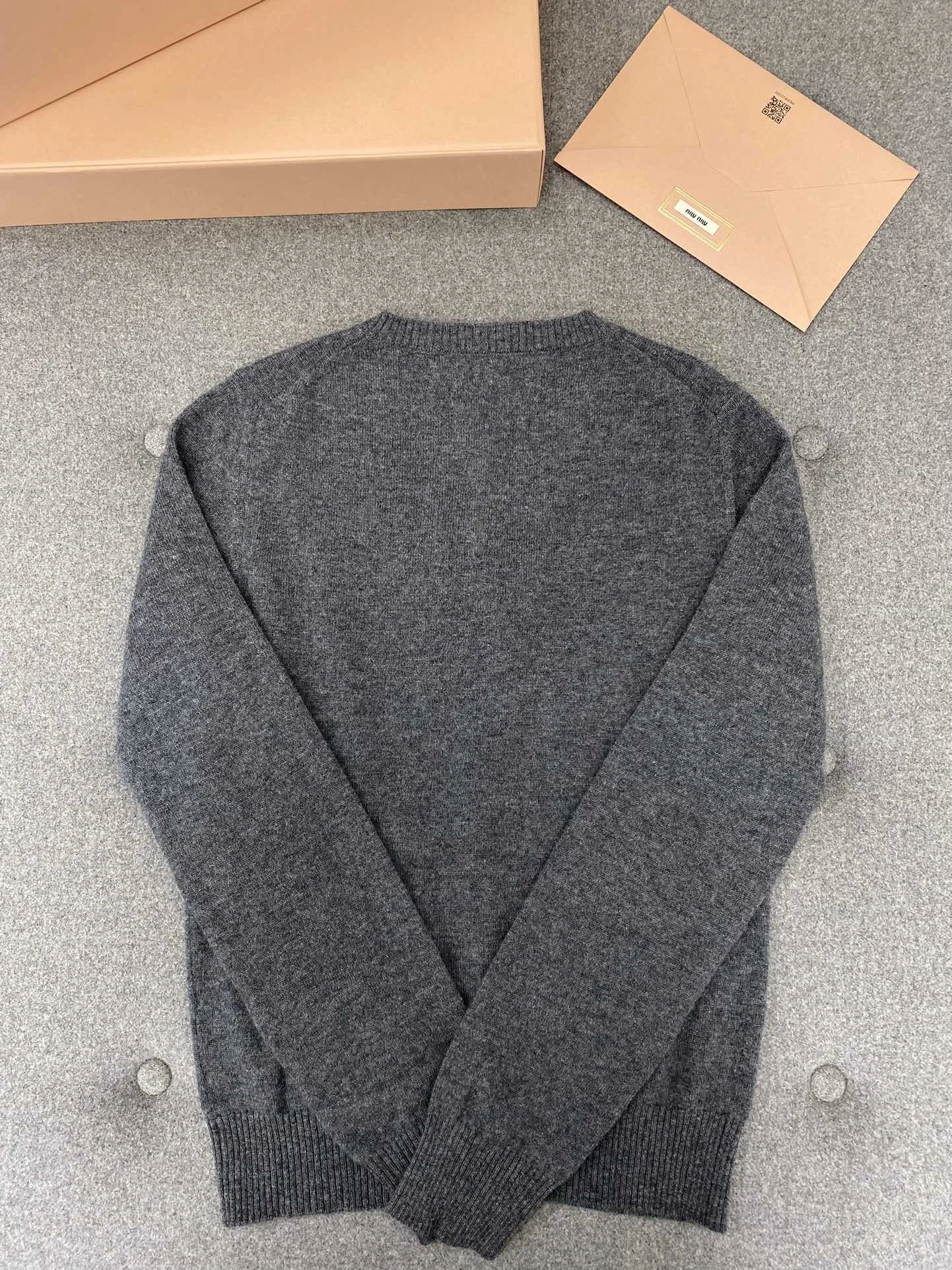 Bald Eagle-- 7iu7iu high quality version cashmere item:D-F801K3078