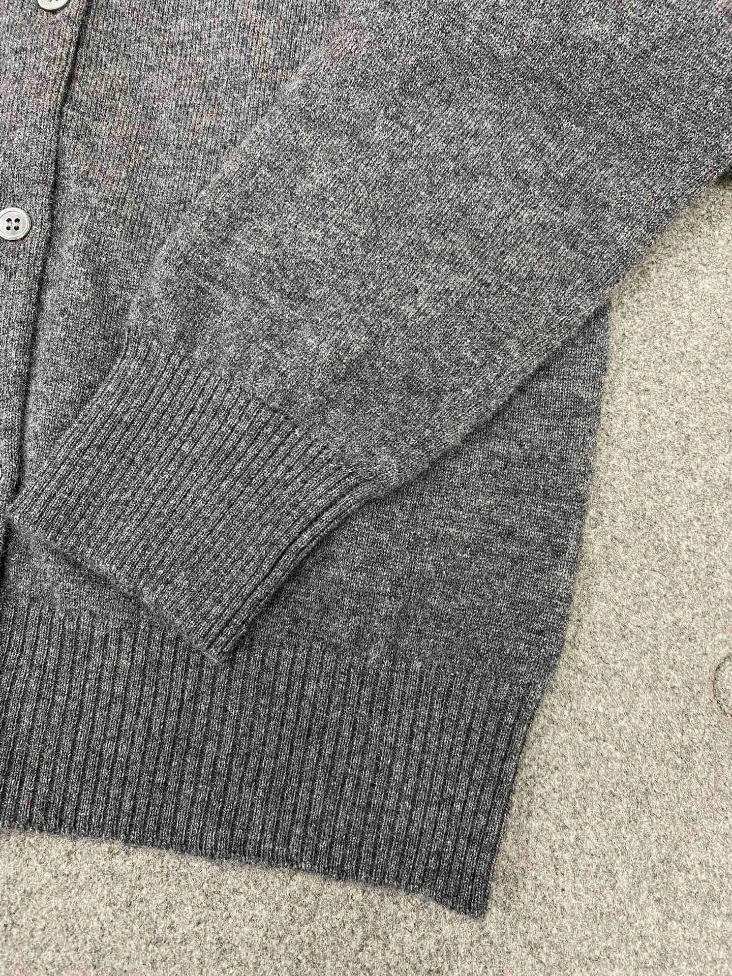 Bald Eagle-- 7iu7iu high quality version cashmere item:D-F801K3078