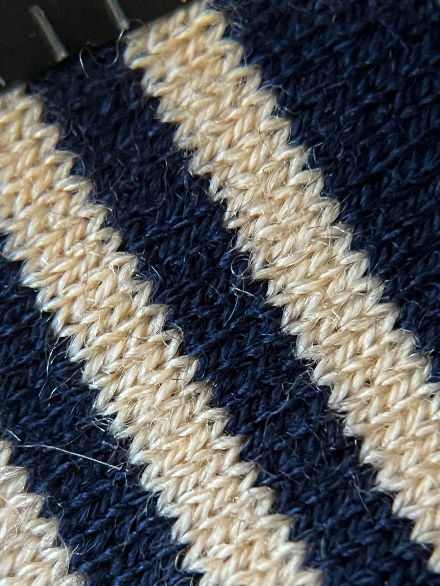 Bald Eagle-- 7iu7iu wool 3colour item:E-F020D2230-3