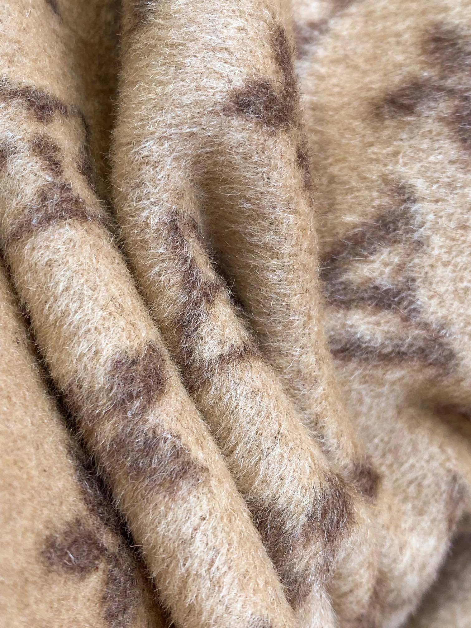 Bald Eagle-- 8V 1AAAWD cashmere Wool lambskin item:D-F020K0120