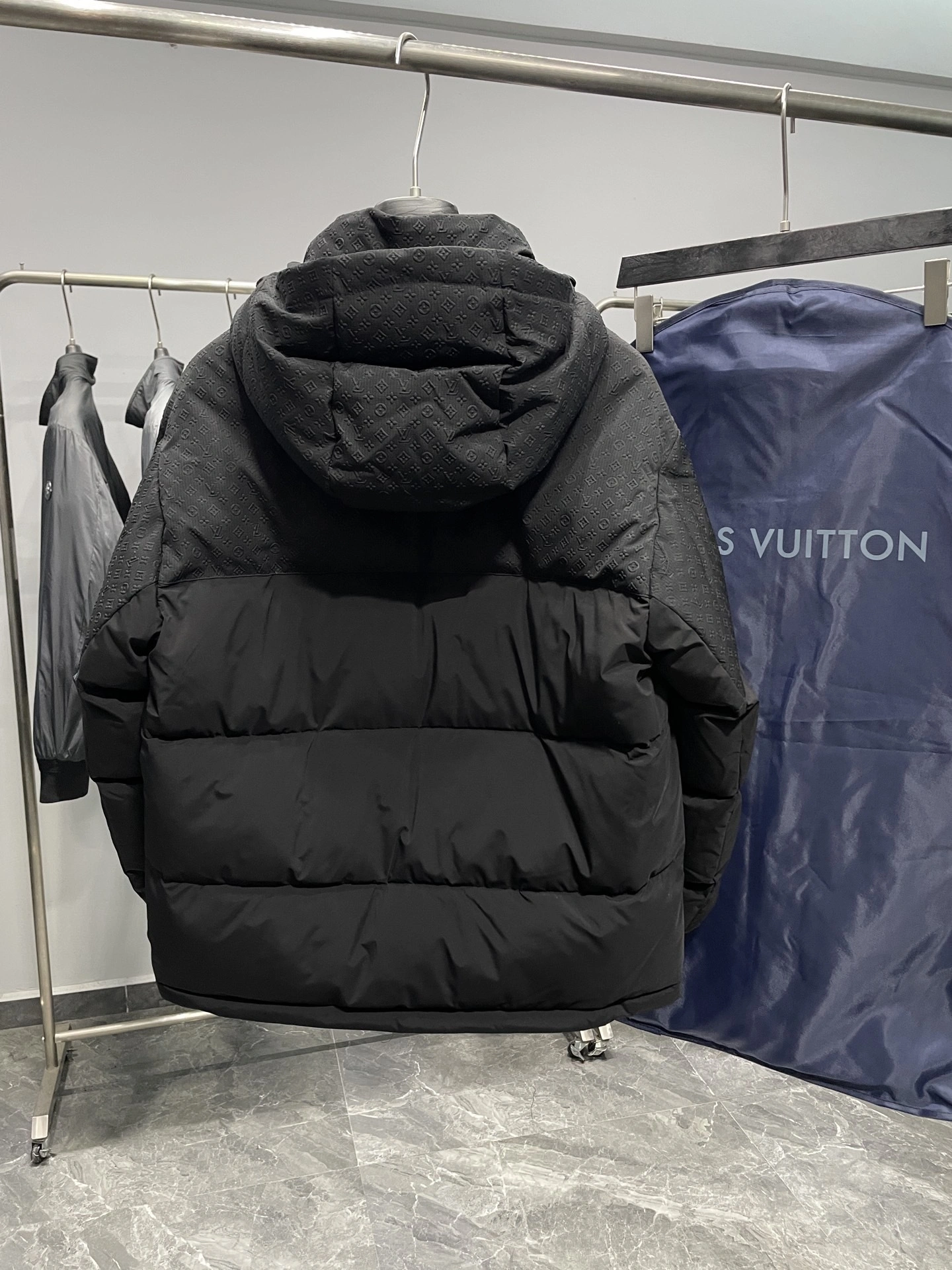 Bald Eagle-- 8V Down jacket 90 white goose down item:E-F360K1828