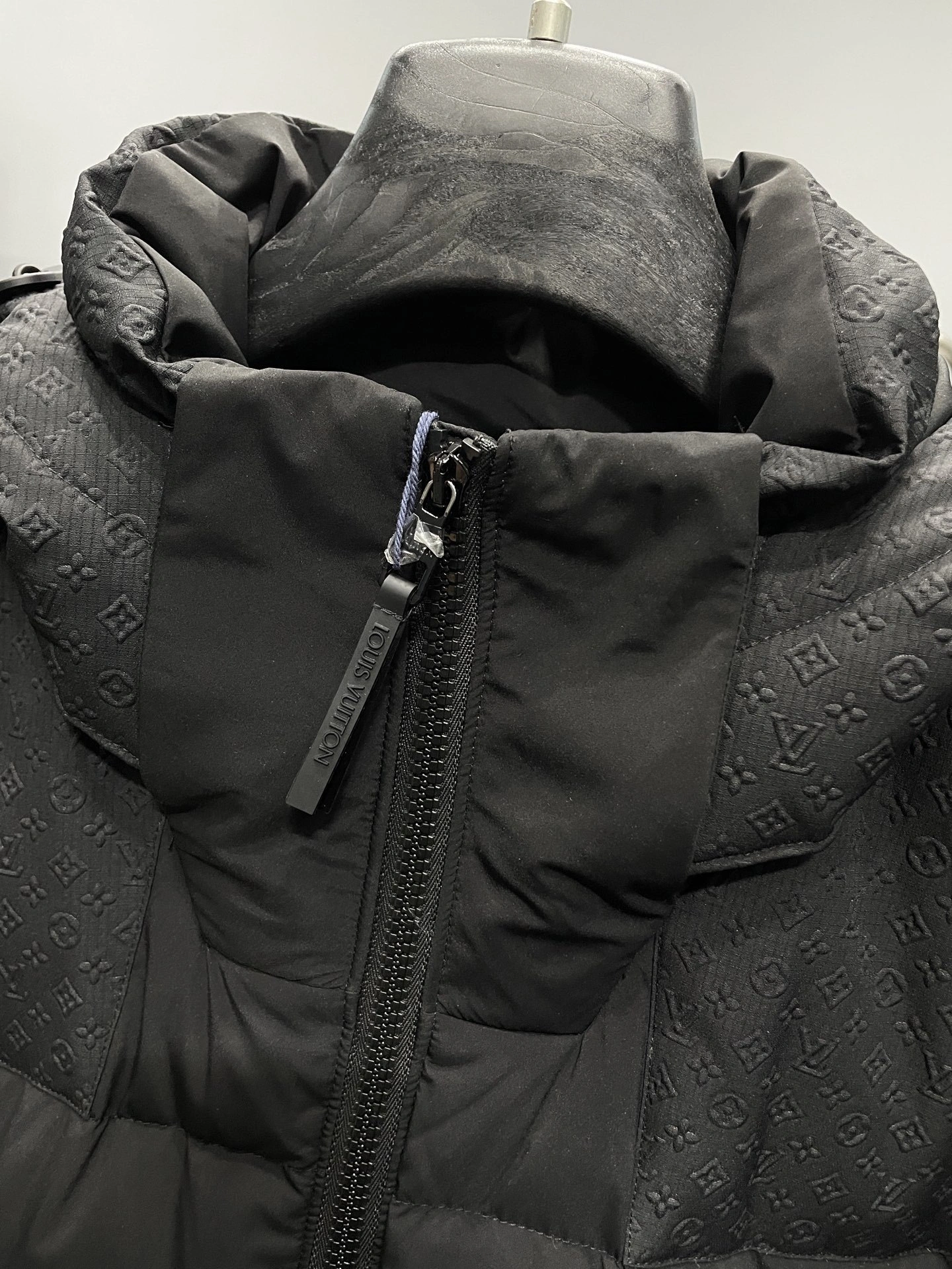 Bald Eagle-- 8V Down jacket 90 white goose down item:E-F360K1828