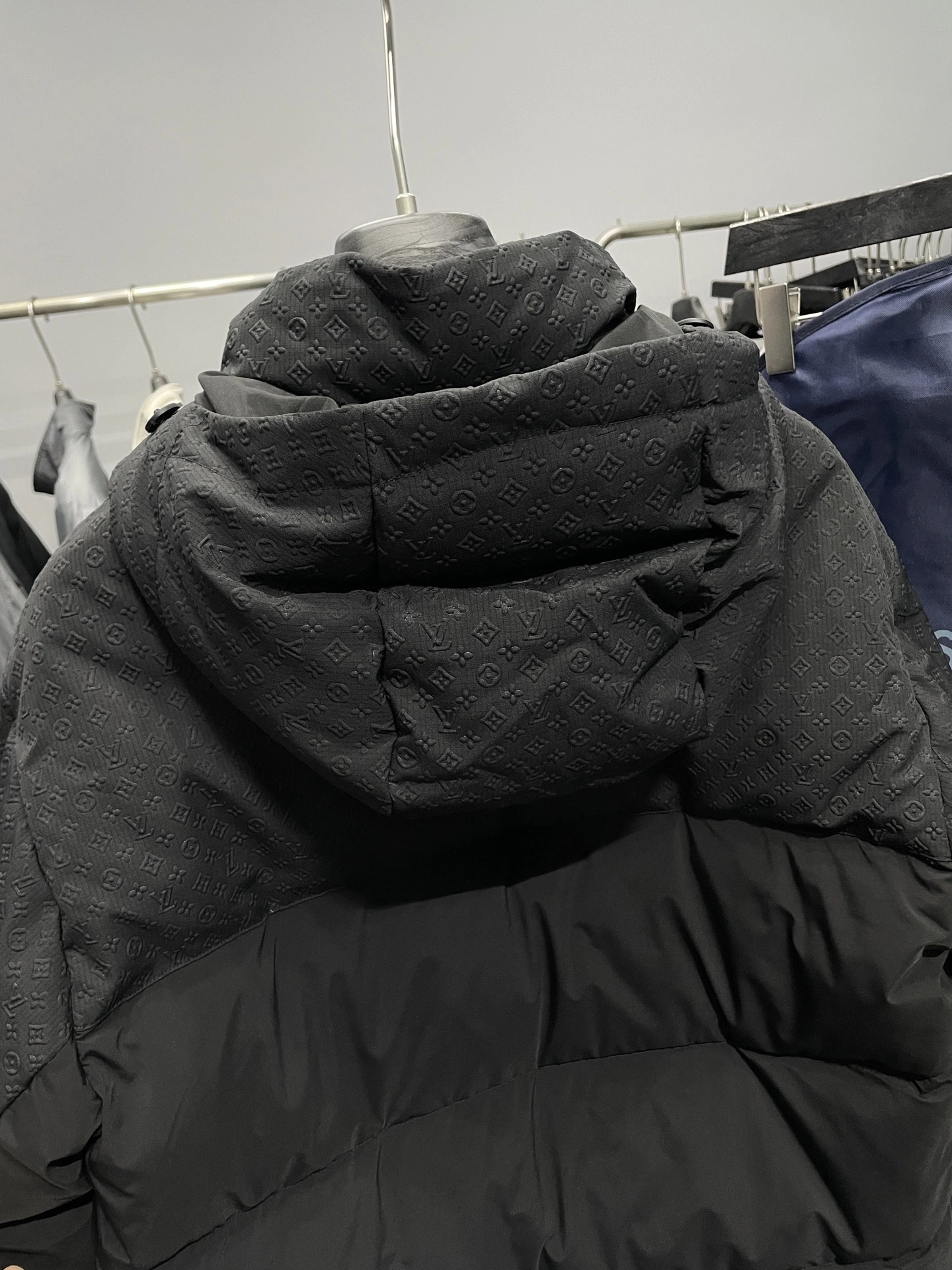 Bald Eagle-- 8V Down jacket 90 white goose down item:E-F360K1828