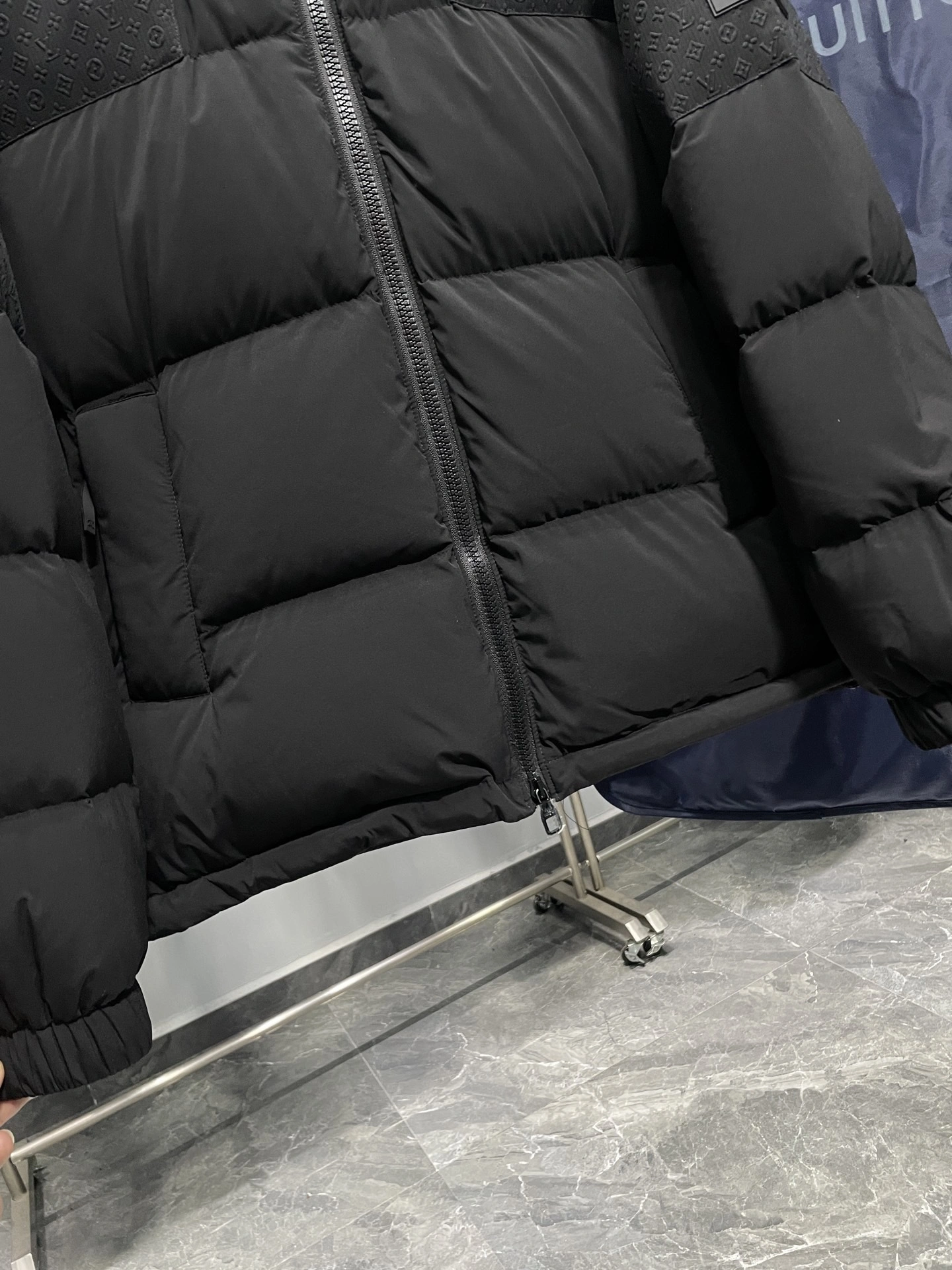 Bald Eagle-- 8V Down jacket 90 white goose down item:E-F360K1828