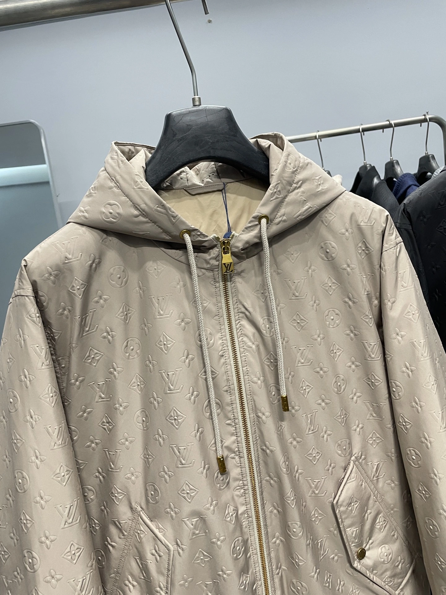 Bald Eagle-- 8V high quality version Down jacket 2Colour item:E-F360K1807-2