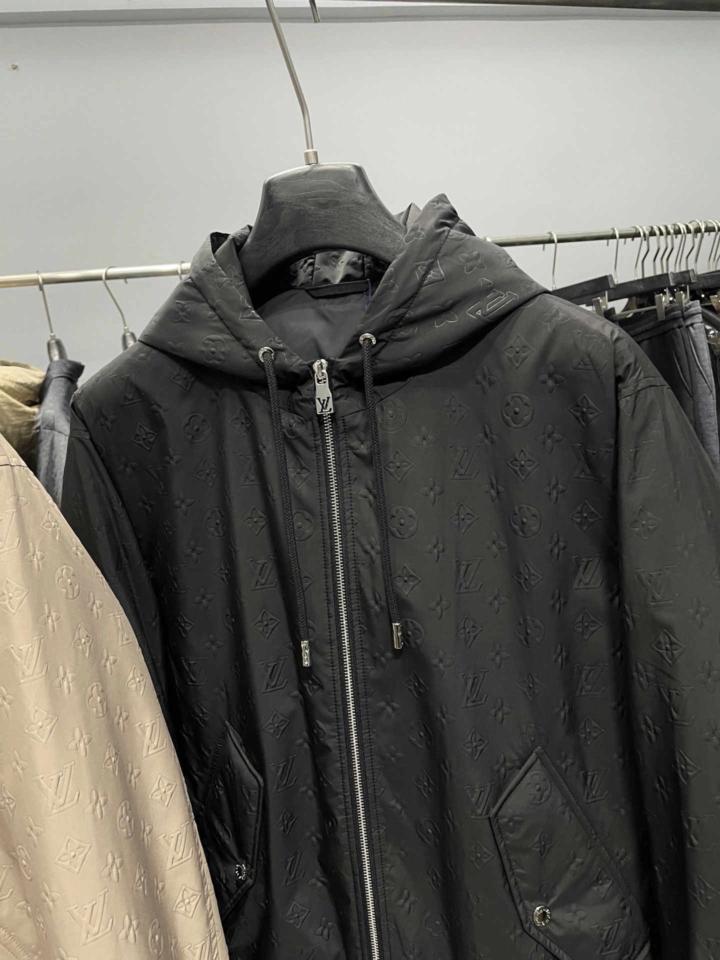 Bald Eagle-- 8V high quality version Down jacket 2Colour item:E-F360K1807-2