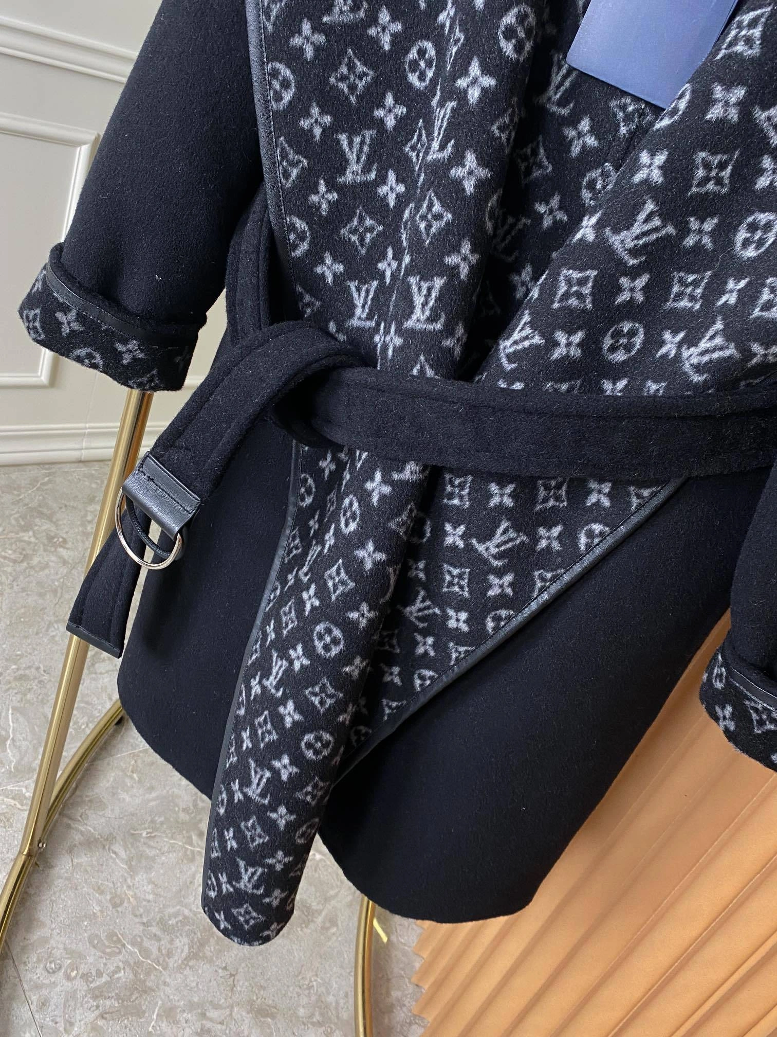 Bald Eagle-- 8V high quality version cashmere Wool lambskin item:D-F020K0121