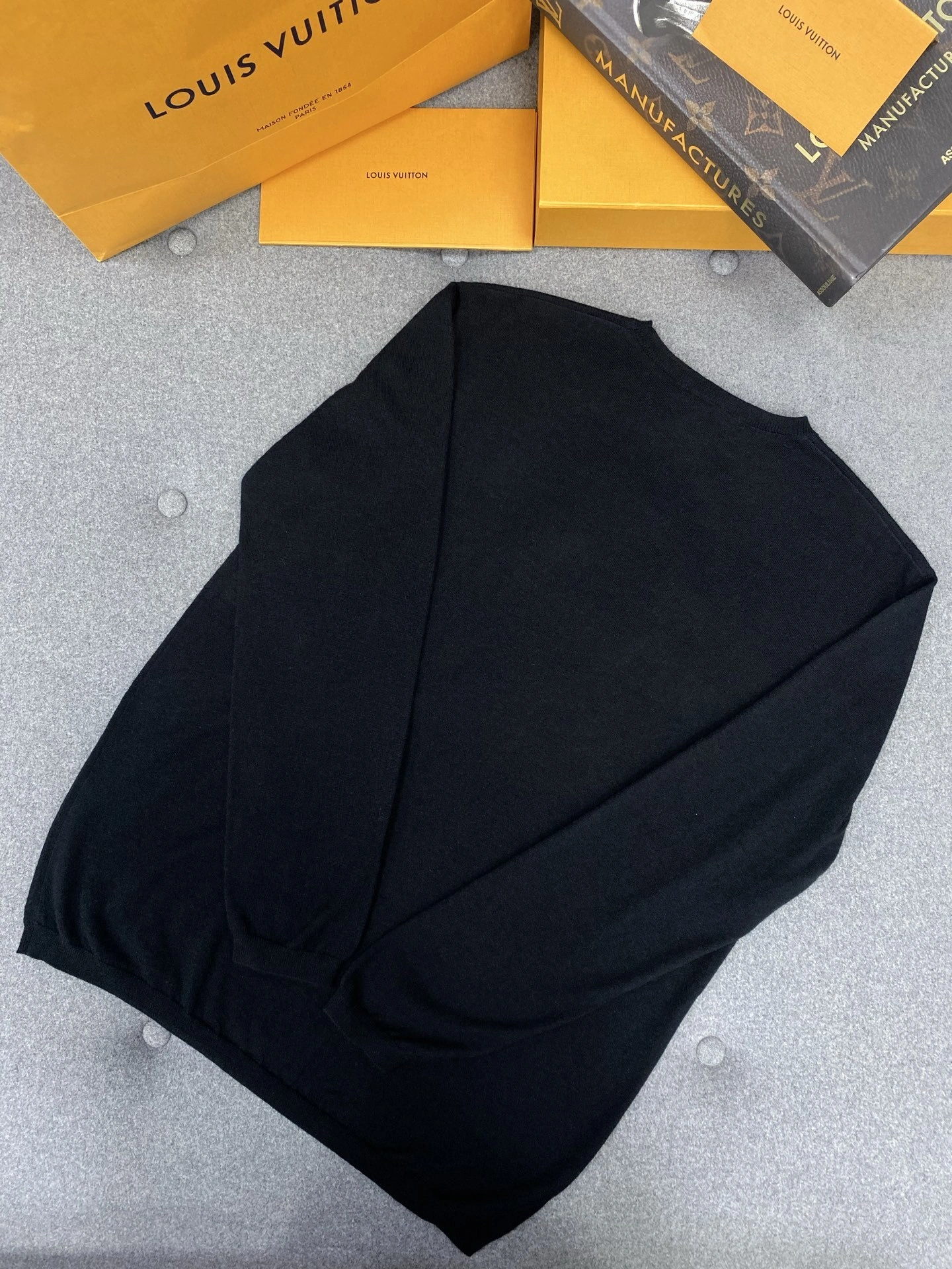 Bald Eagle-- 8V high quality version cashmere mulberry silk item: E-F801I2944H