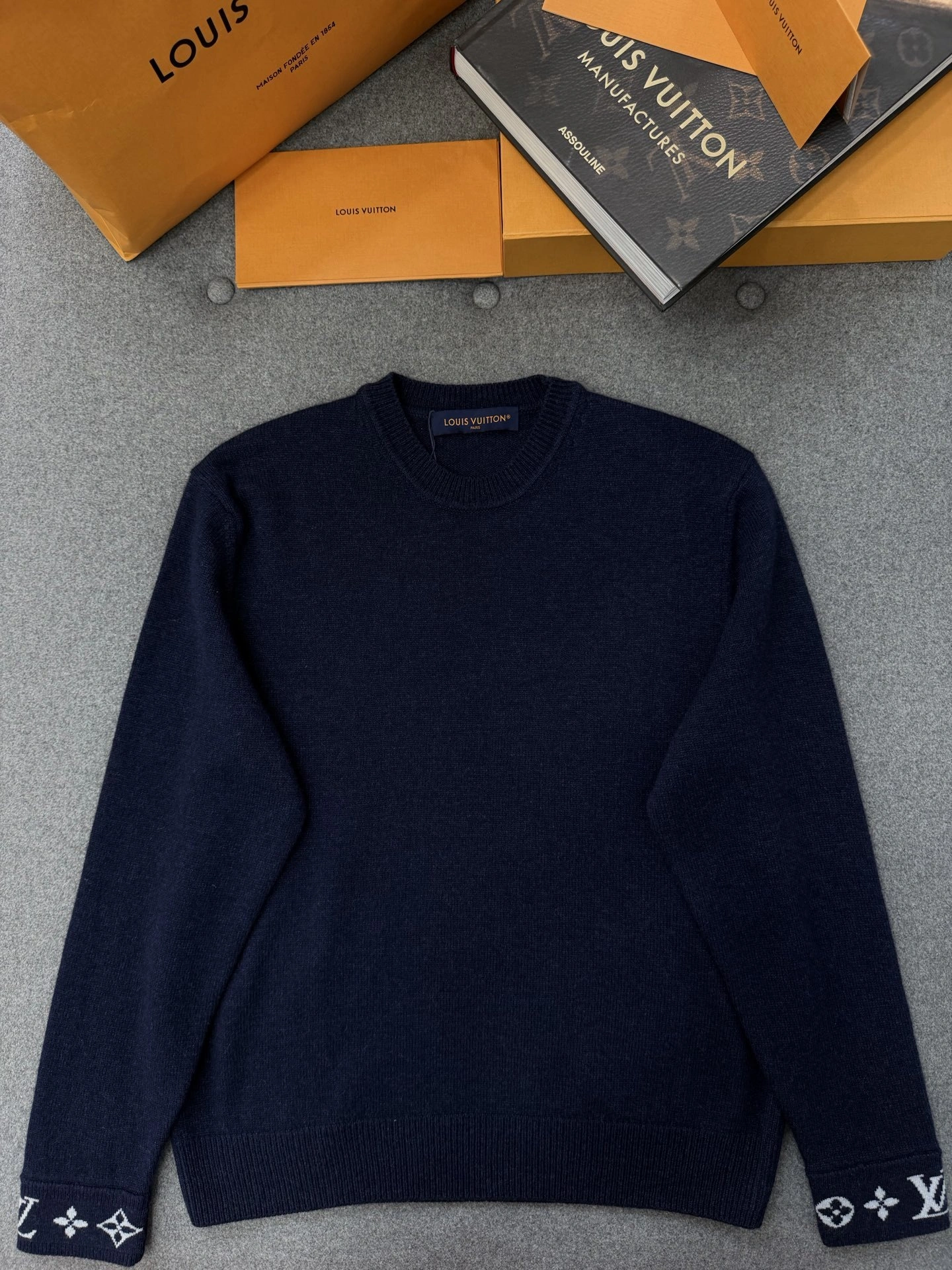 Bald Eagle-- 8V high quality version cashmere oversized item:E-F801L2778H