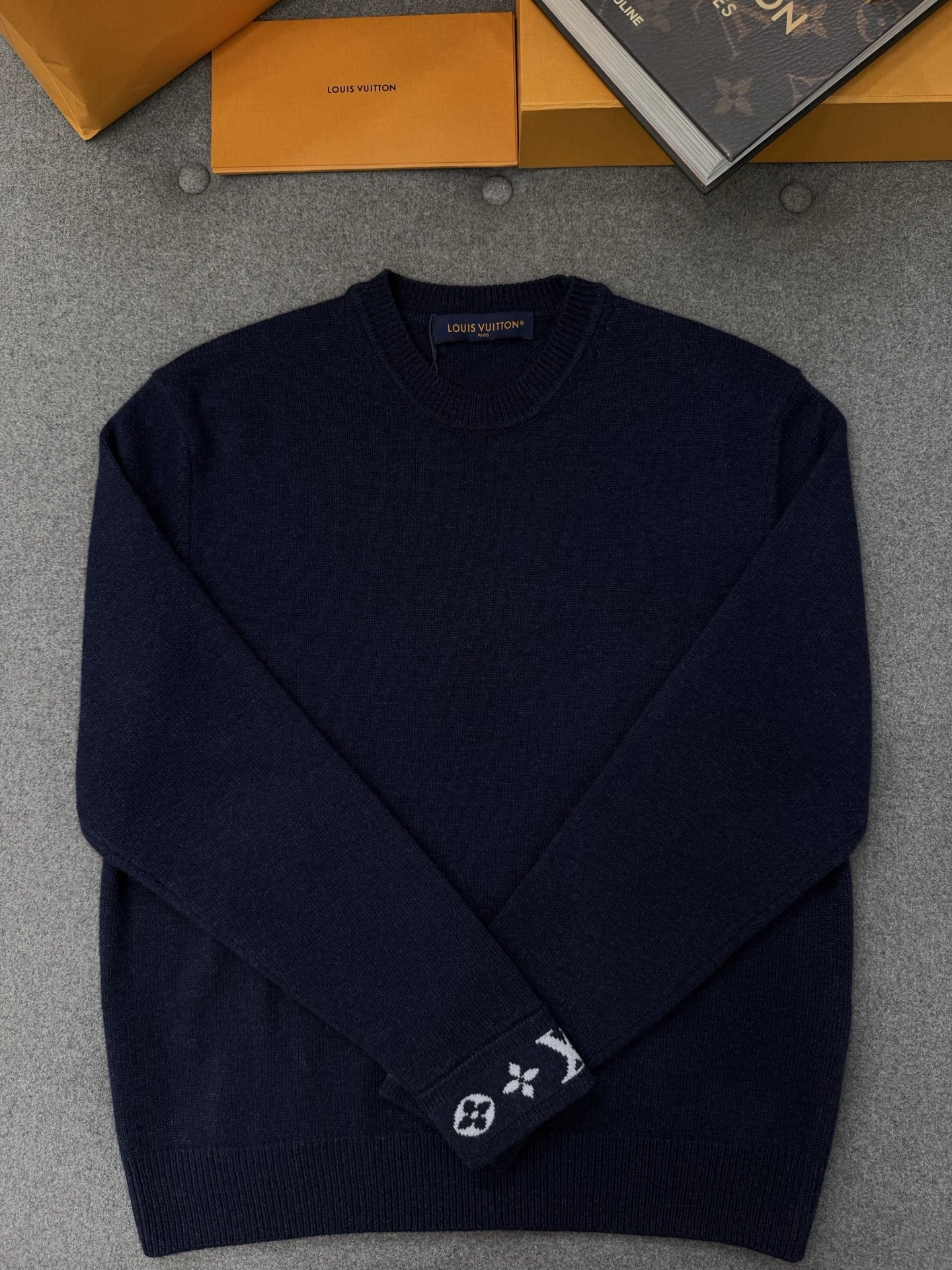 Bald Eagle-- 8V high quality version cashmere oversized item:E-F801L2778H
