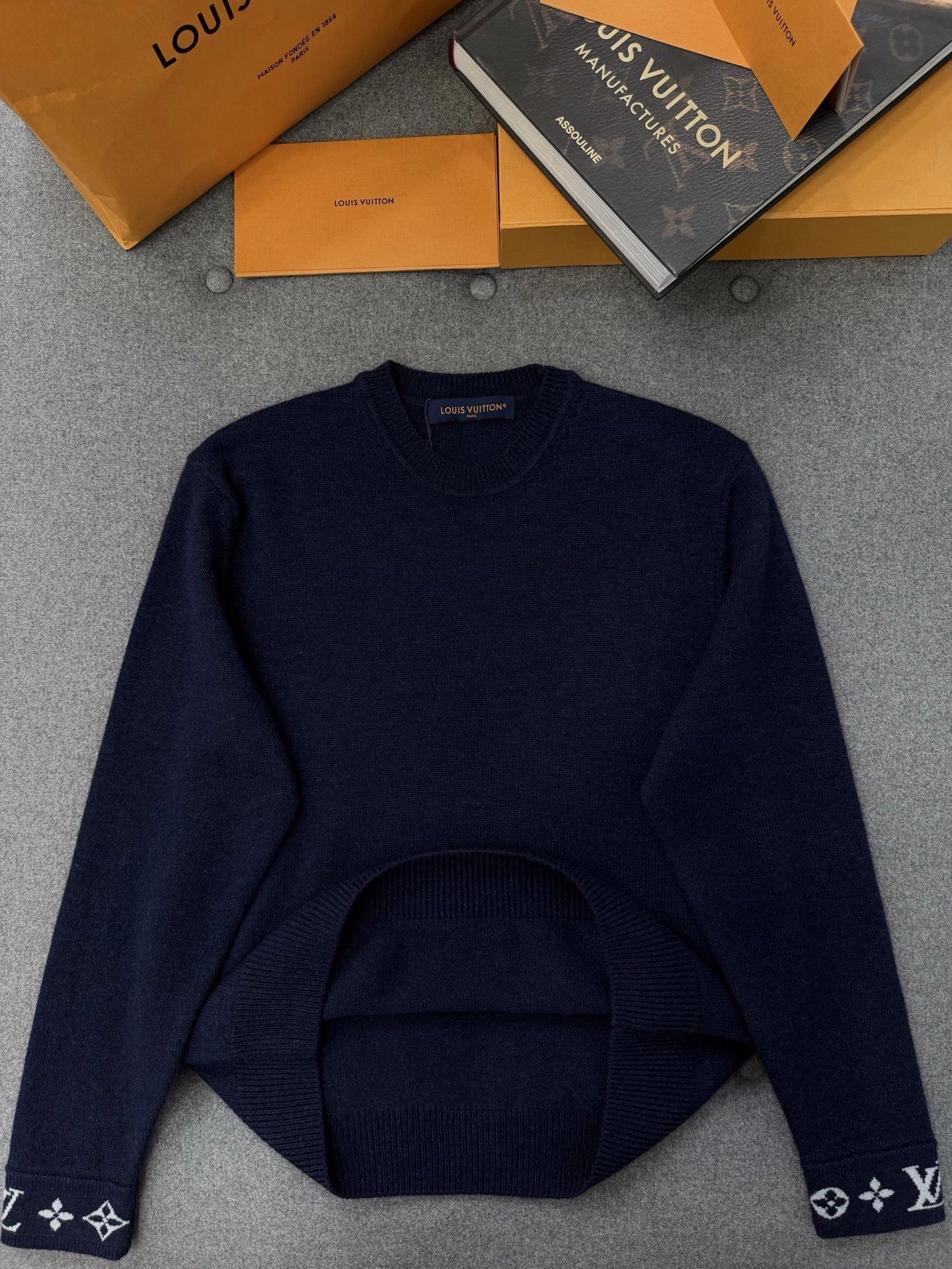 Bald Eagle-- 8V high quality version cashmere oversized item:E-F801L2778H